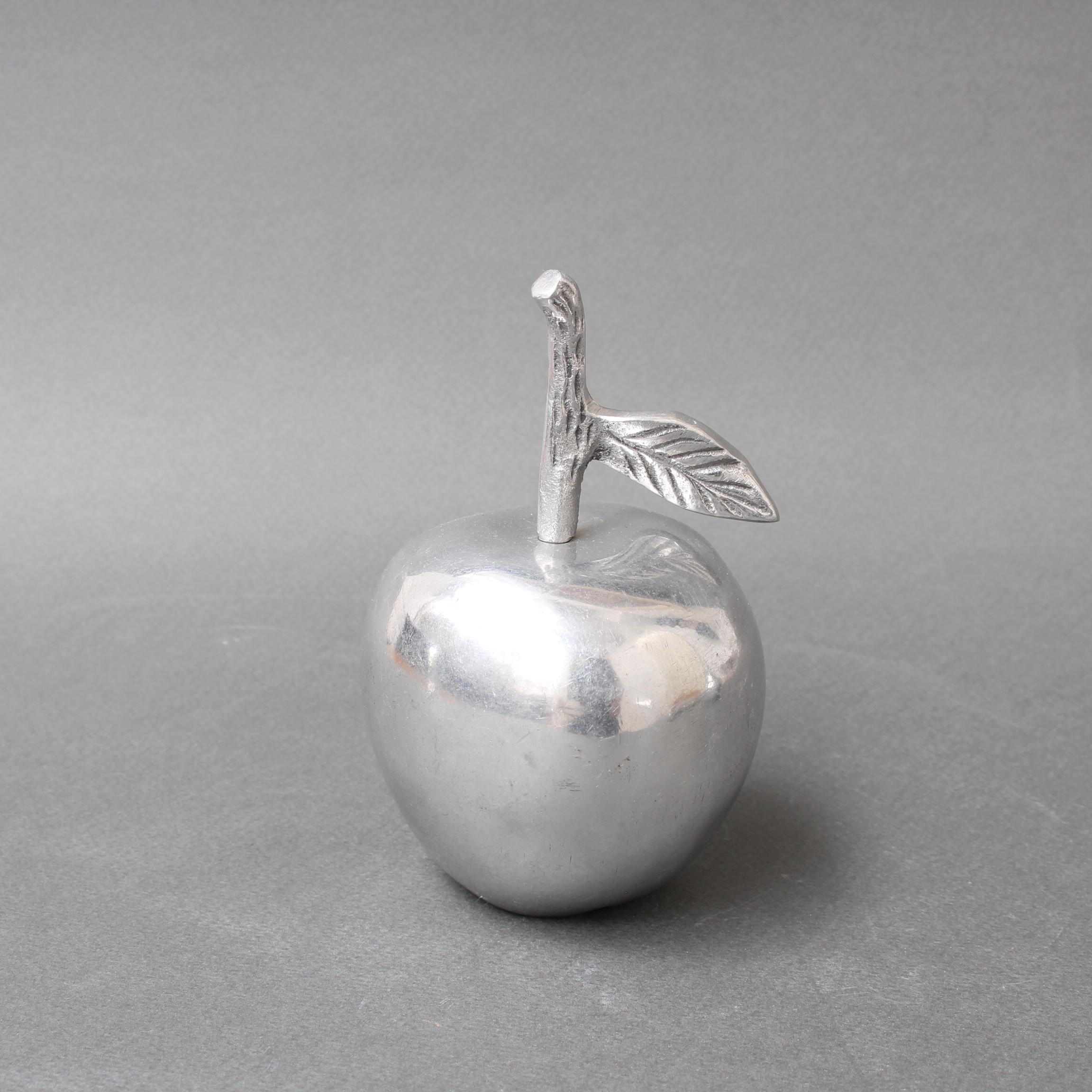 Decorative Fruit Pieces in Polished Aluminium, circa 1970s In Good Condition In London, GB