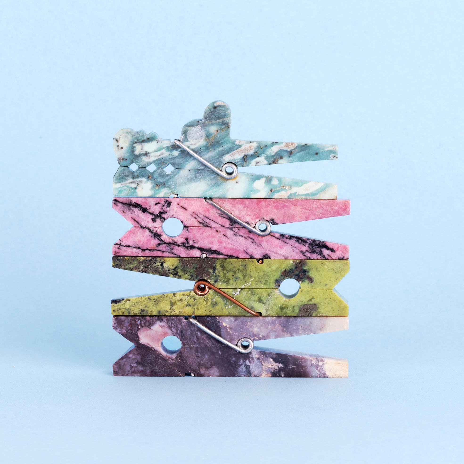 Intagliato Clip decorativa per bucato in pietra preziosa Mariposita Green in vendita