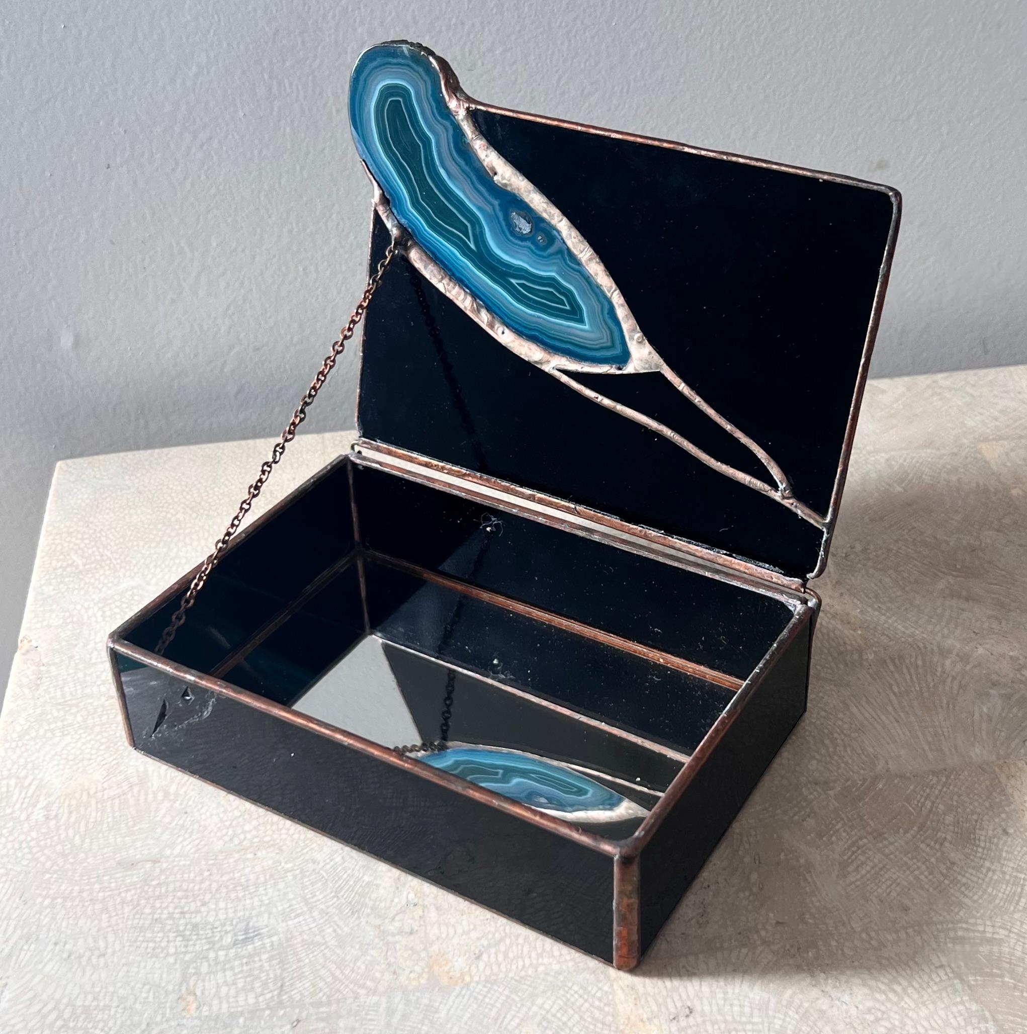Dekorative Geode-Schmuckkästchen aus schwarzem Glas und schwarzem Glas von Don Drumm, spätes 20. Jahrhundert  im Angebot 8