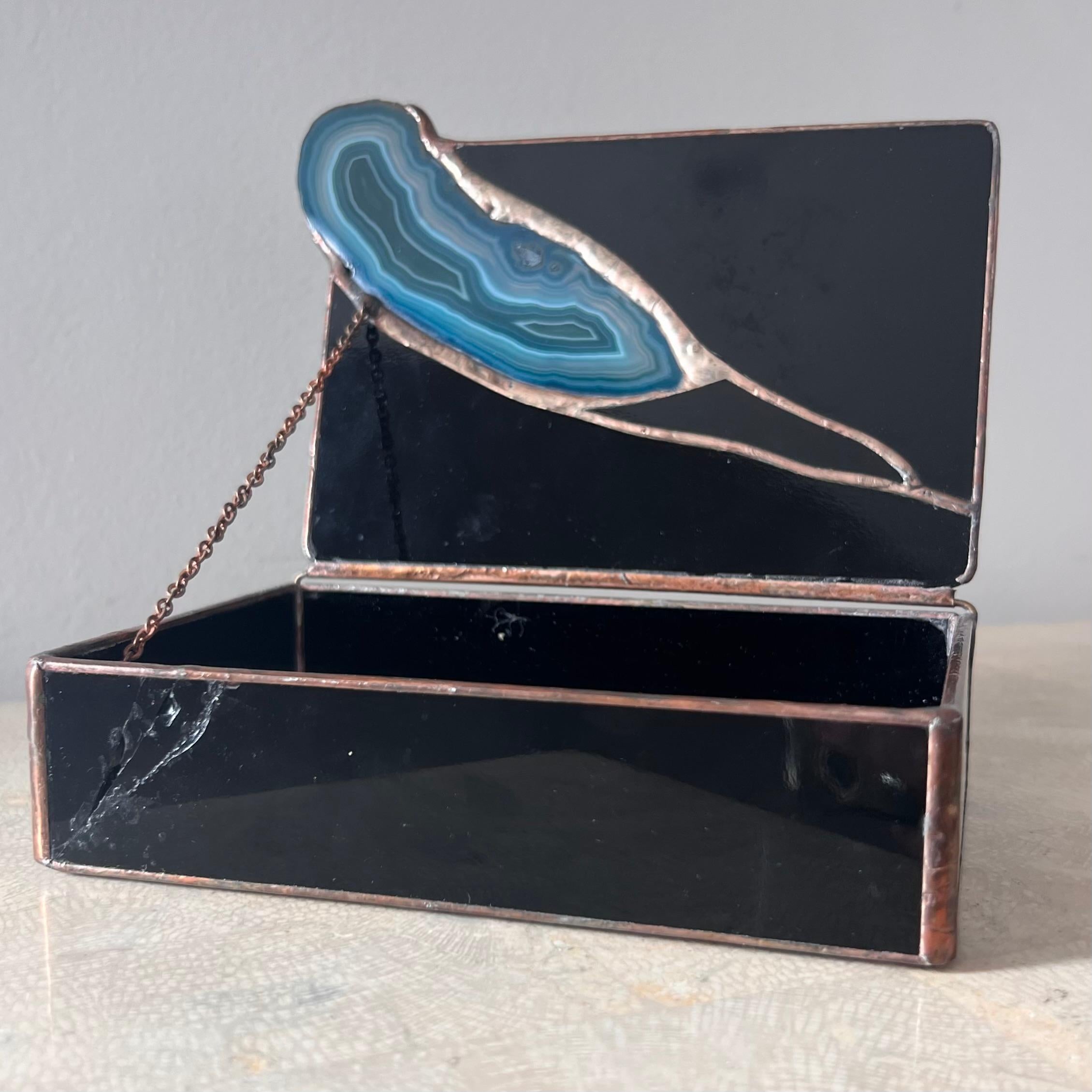 Dekorative Geode-Schmuckkästchen aus schwarzem Glas und schwarzem Glas von Don Drumm, spätes 20. Jahrhundert  im Angebot 10