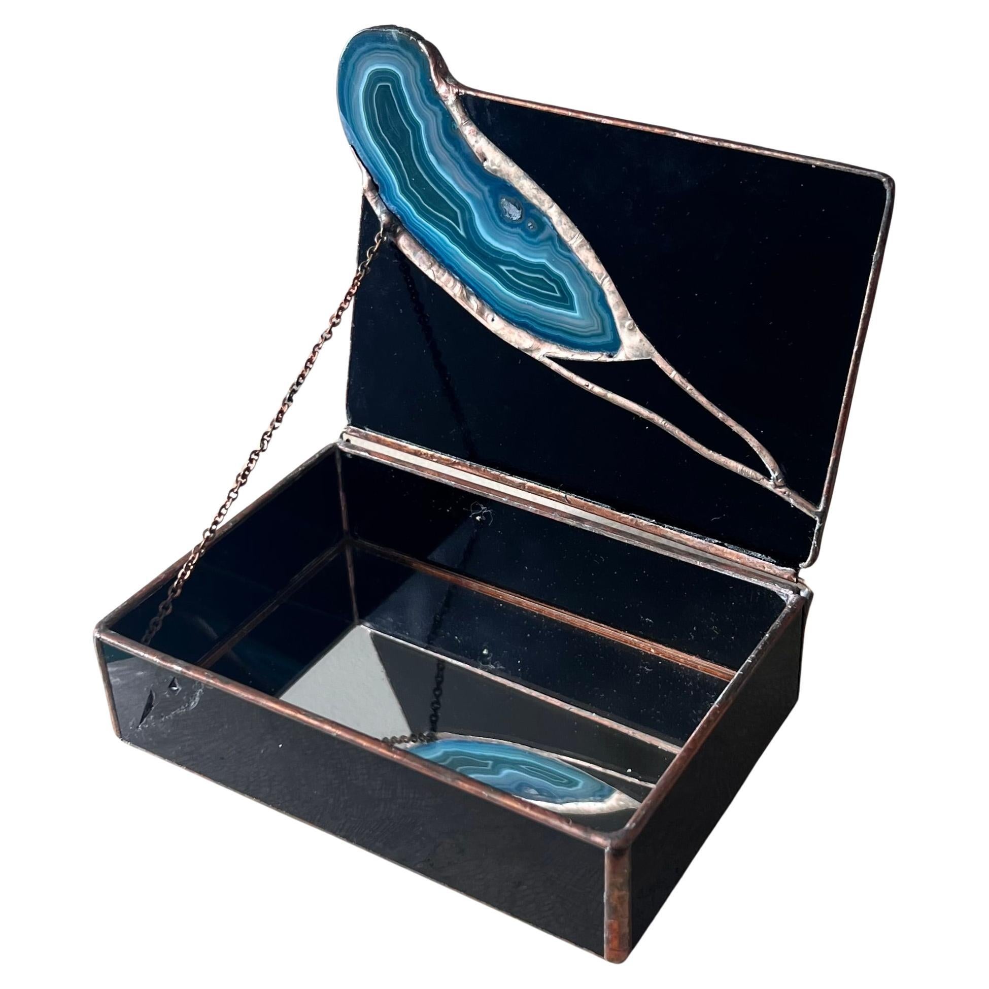 Decorative geode and black glass jewelry box by Don Drumm, late 20th century  For Sale