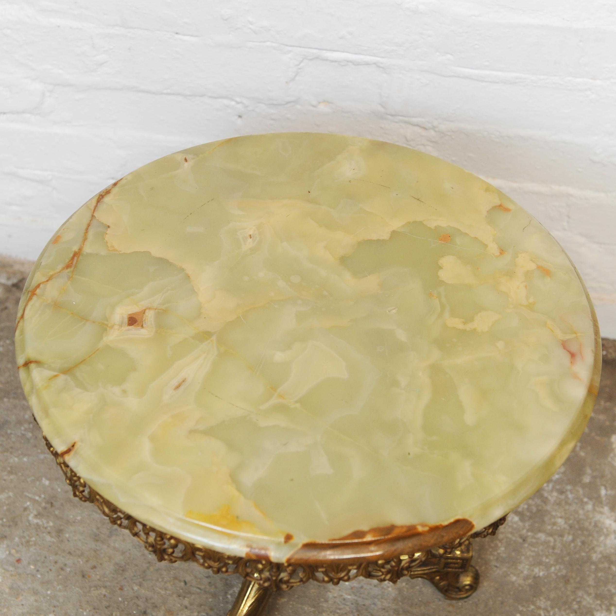 Decorative Gilt Brass and Round Marble Top Side Table, 1970s For Sale 1
