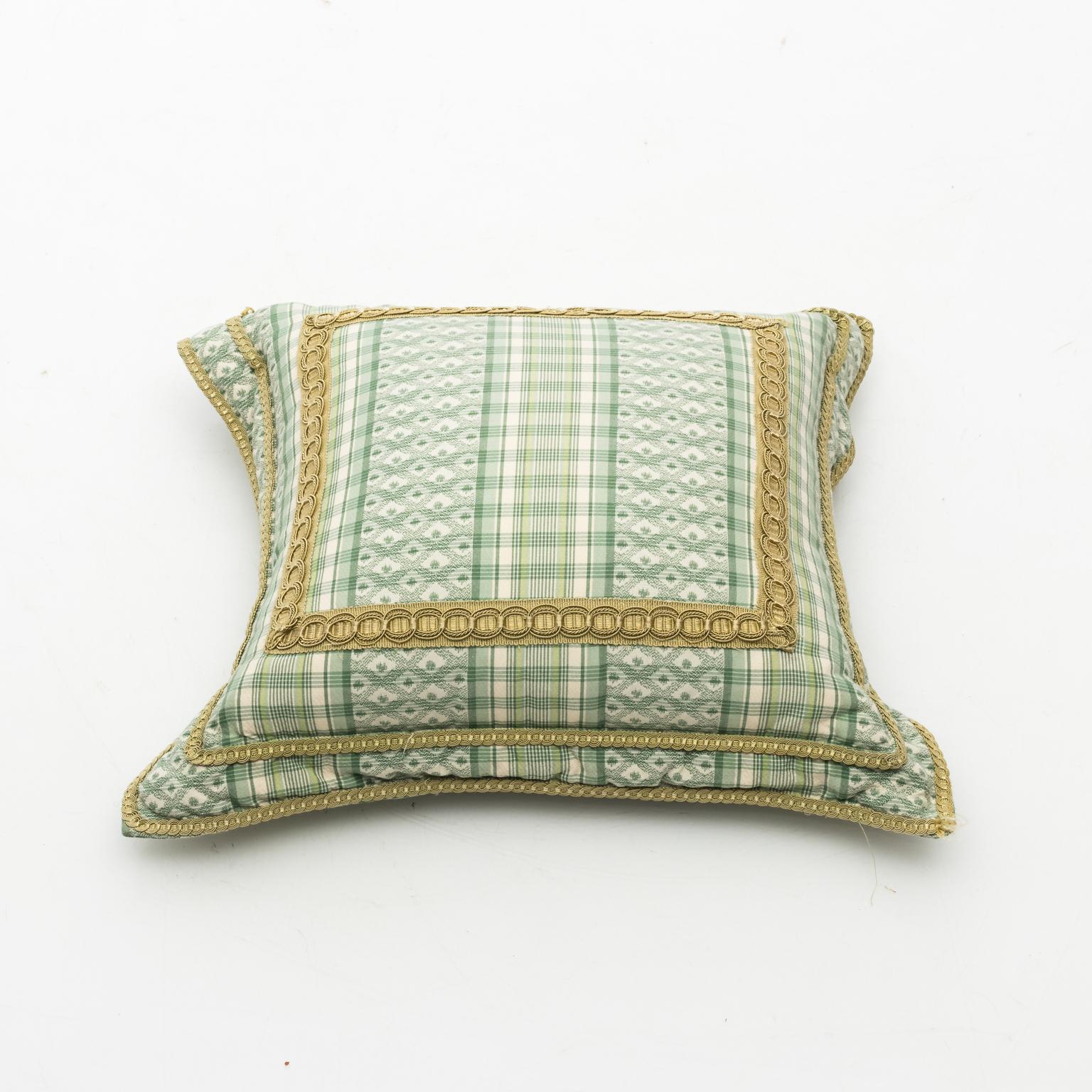 20th Century Decorative Green and White Pillows