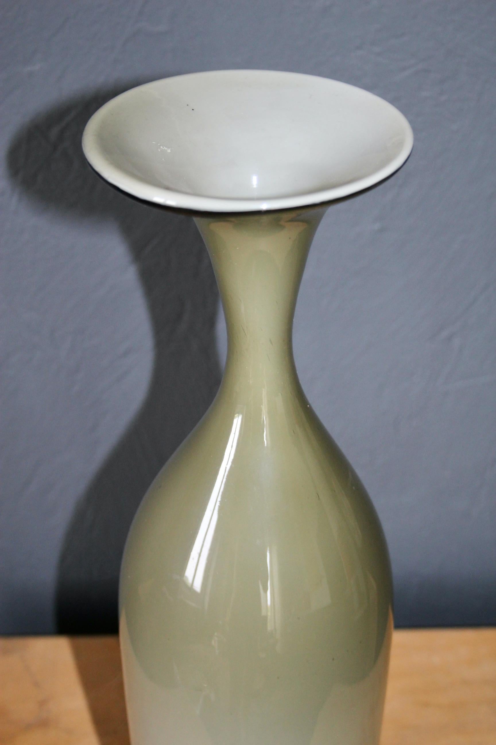 Glass Decorative green glass vase For Sale
