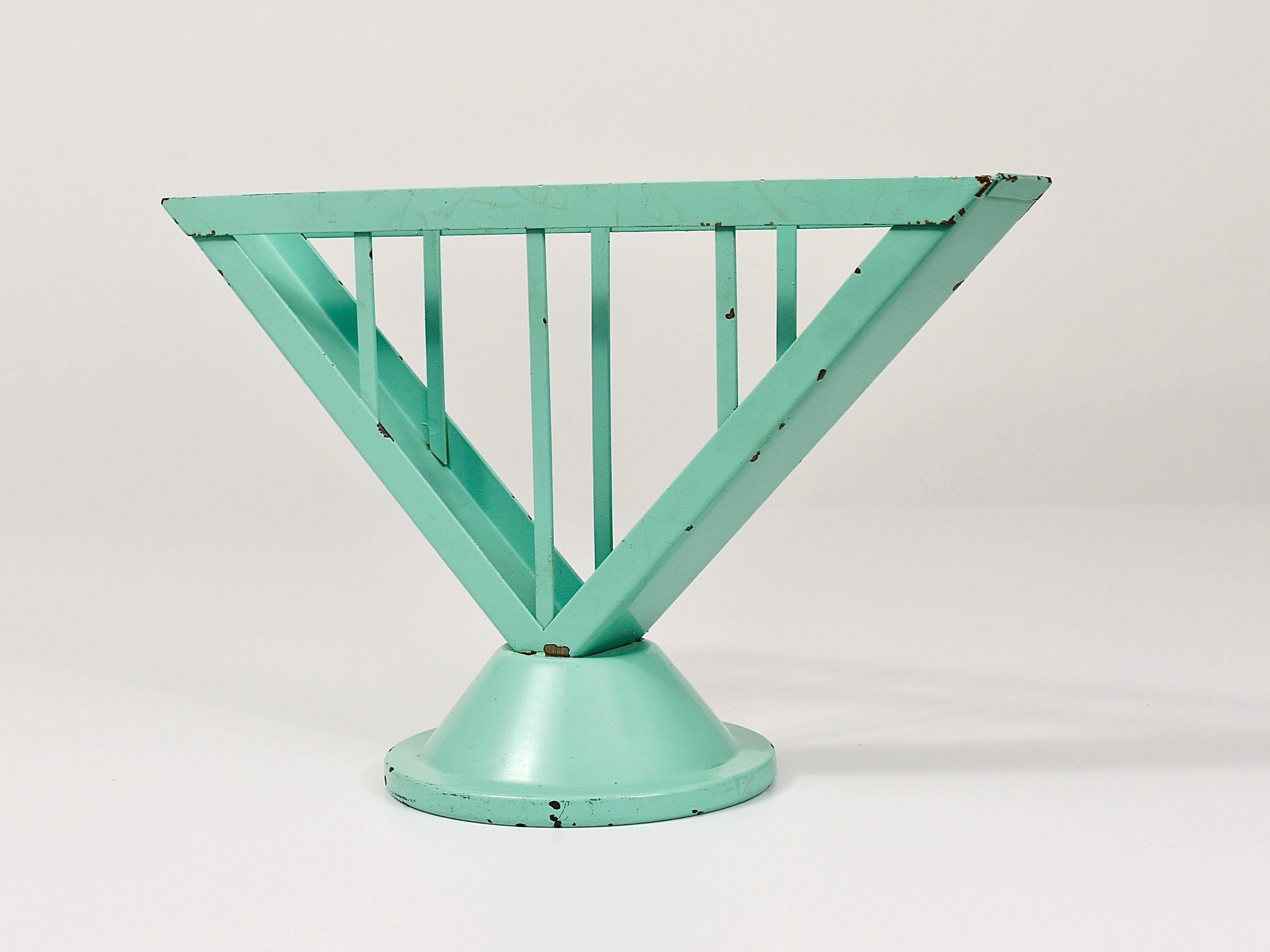 Decorative Green Marianne Brandt Avantgarde Bauhaus Napkin Holder, Ruppel, 1930s For Sale 2