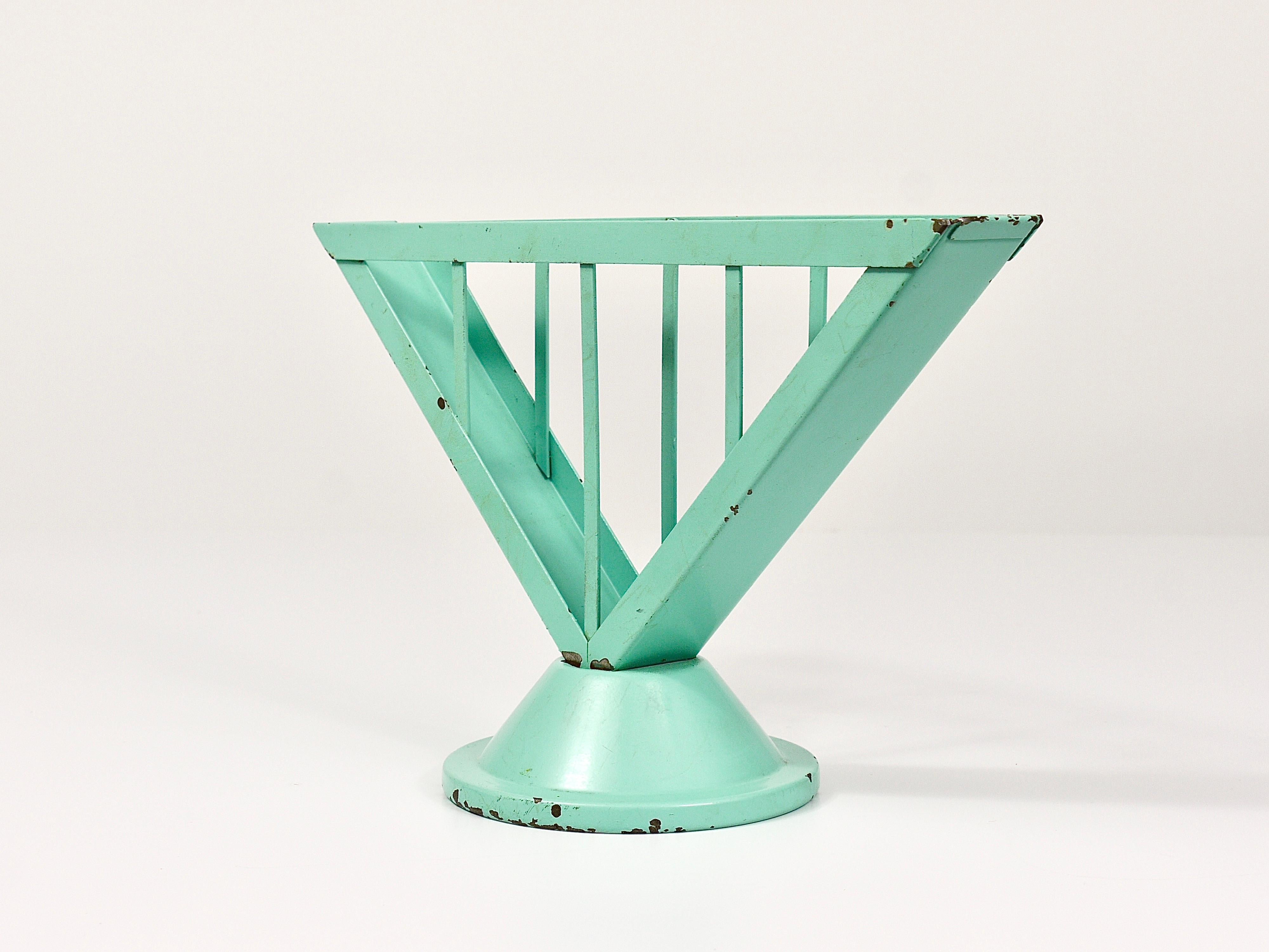 Decorative Green Marianne Brandt Avantgarde Bauhaus Napkin Holder, Ruppel, 1930s For Sale 5