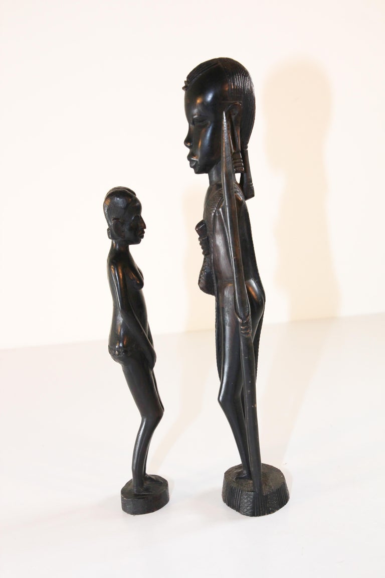 Decorative HandCarved African Set of Wood Statues from Kenya For Sale