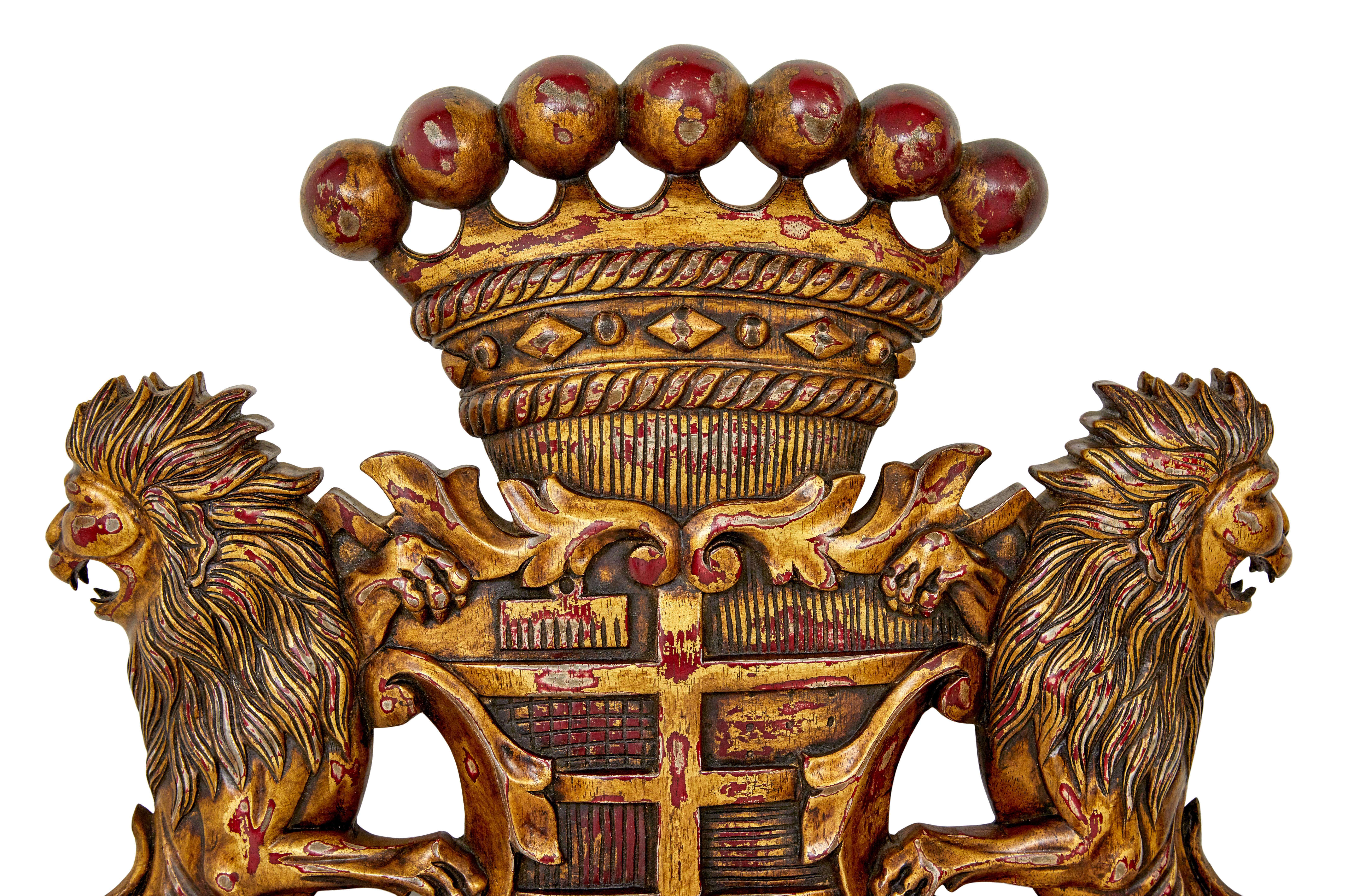 English Decorative hand carved heraldic coat of arms For Sale