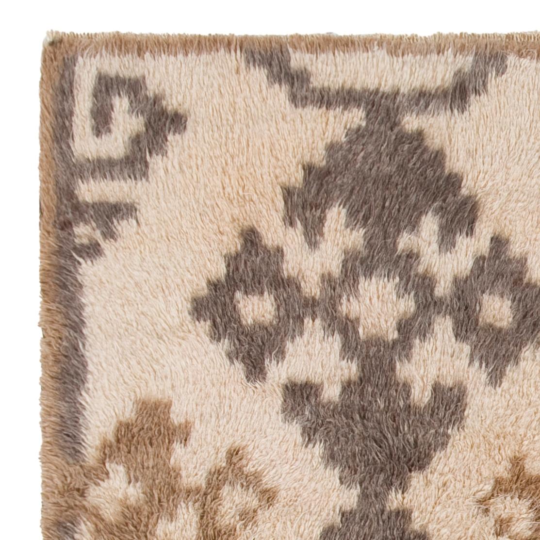 Alfombra decorativa Tulu anudada a mano, 100% lana natural. Opciones personalizadas disponibles Siglo XXI y contemporáneo en venta