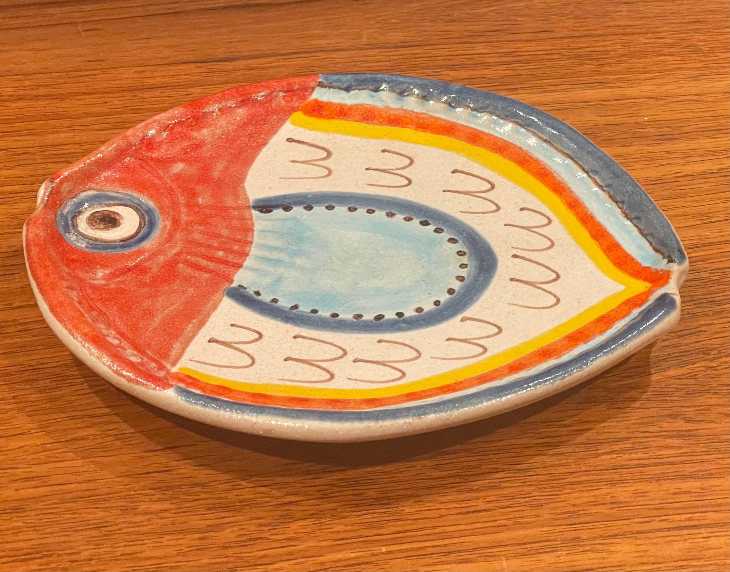 20th Century Decorative Hand Painted Italian Ceramic Fish Plate by DeSimone For Sale