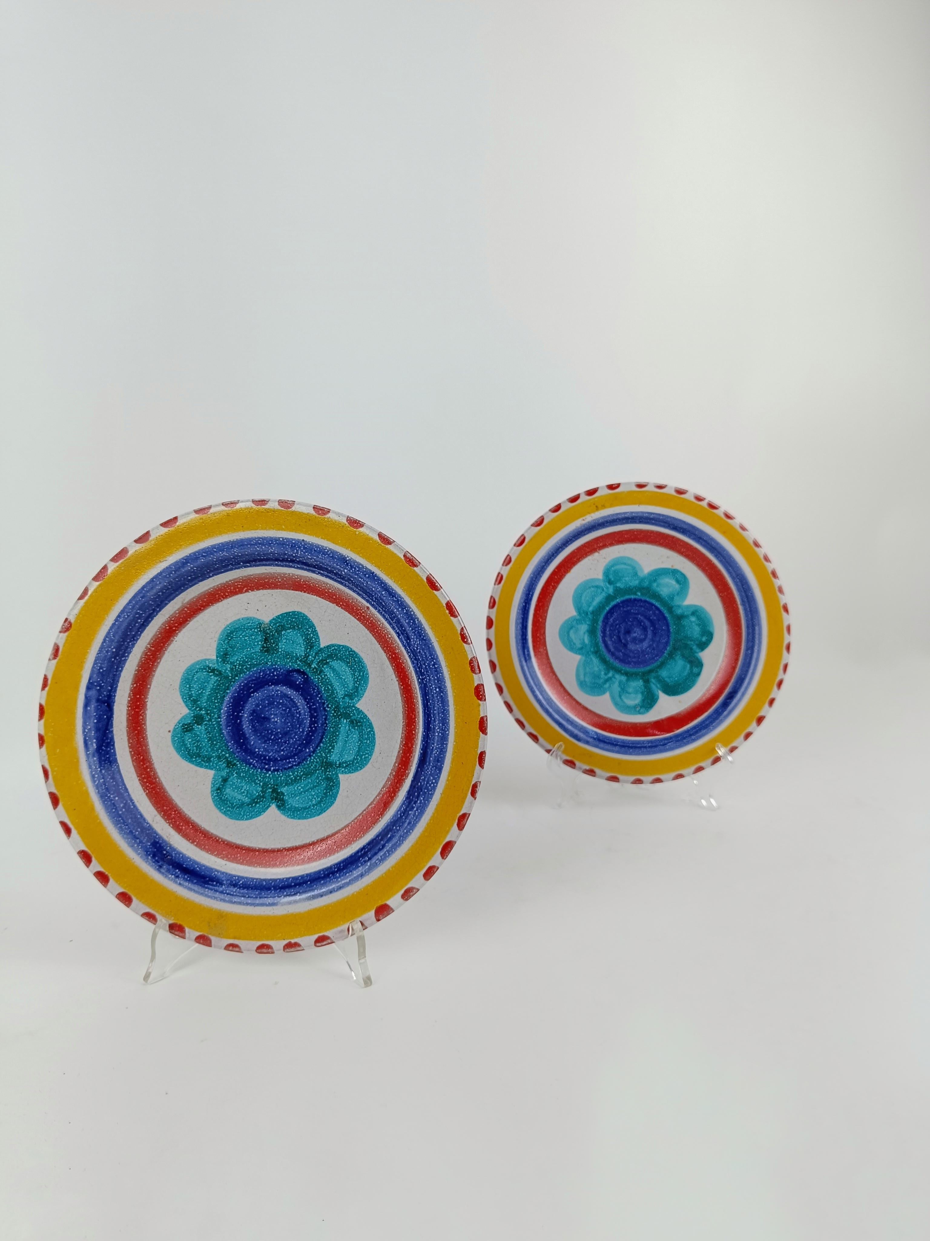 Decorative Hand Painted Italian Ceramic Plates by DeSimone, Palermo 1960s  For Sale 7