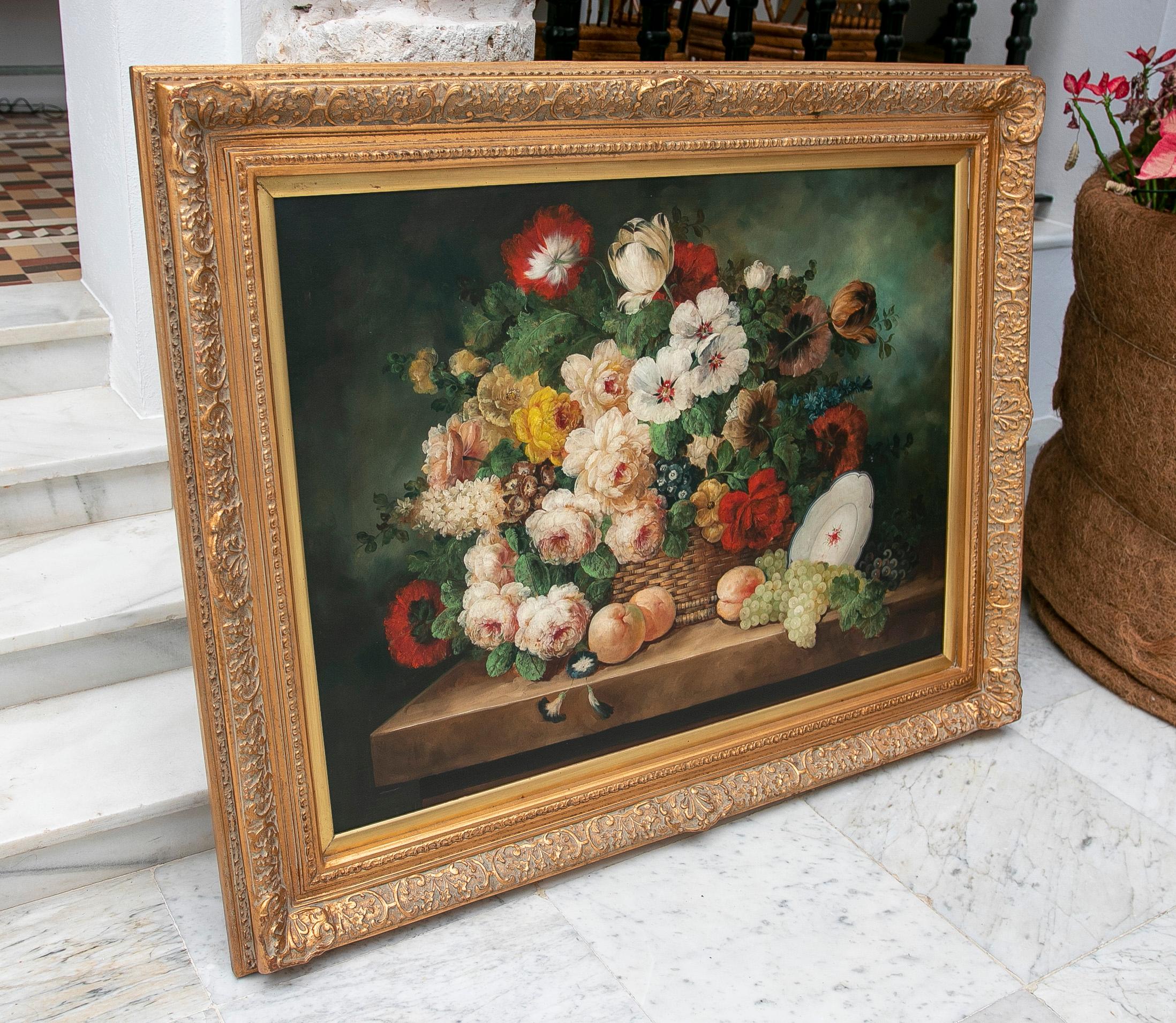 Decorative Hand-Painted Painting of Flowers in Oil on Canvas with Golden Frame
Measurements with frame: 105x128x8cm