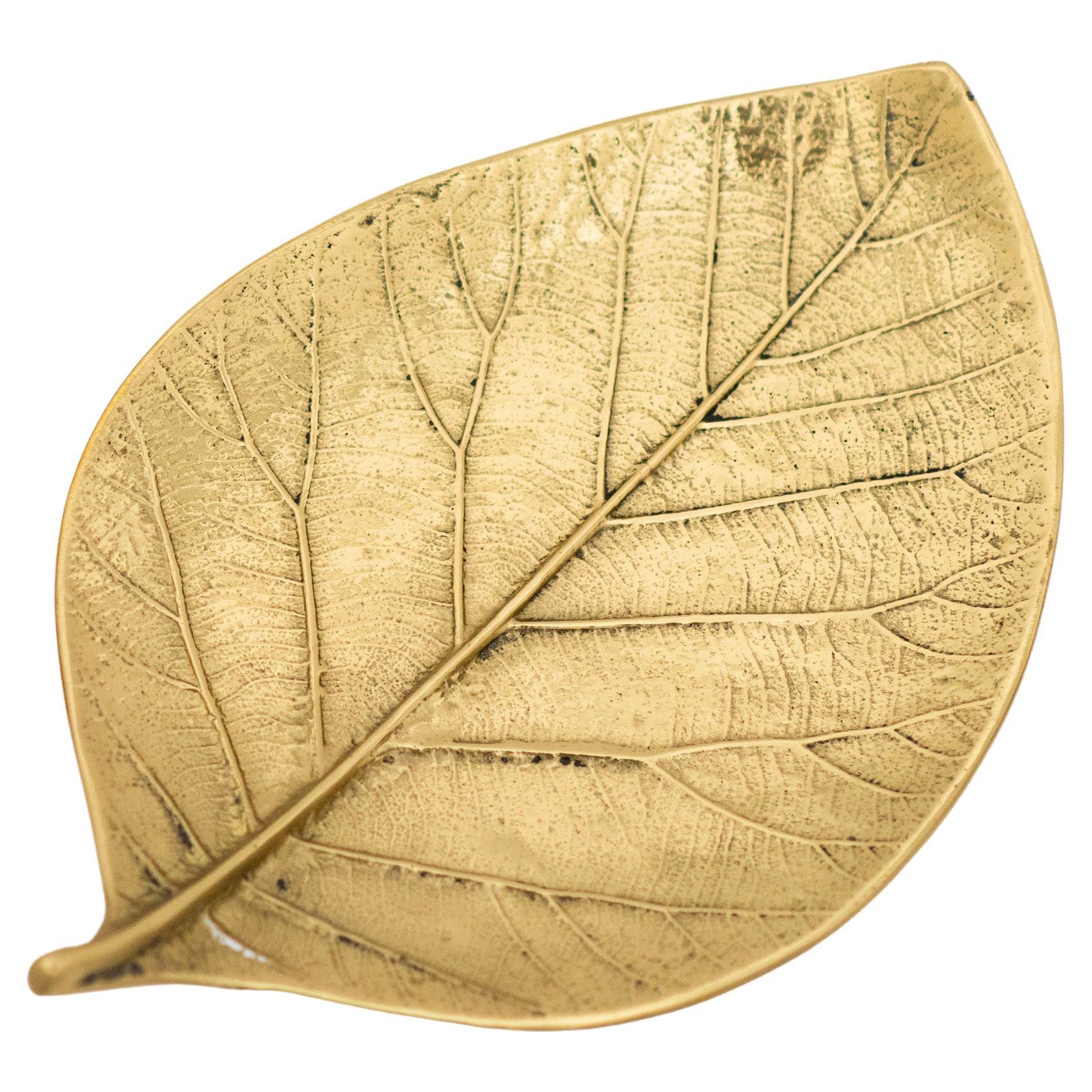 Decorative Handmade Cast Brass Leaf Vide Poche Candleholder, Medium For Sale