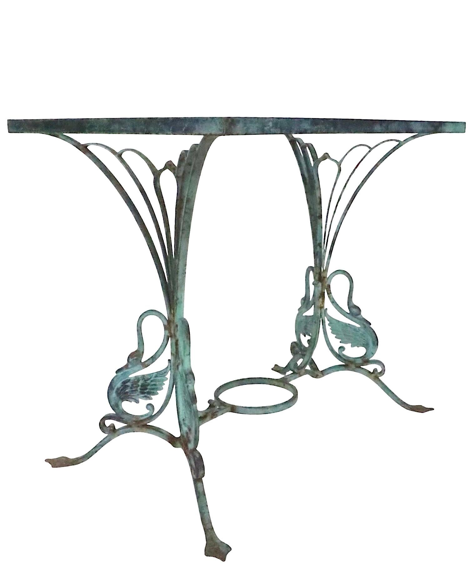 American Decorative Iron Swan Base Garden Patio Table in Faux Verdigris Finish c 1920/30 For Sale