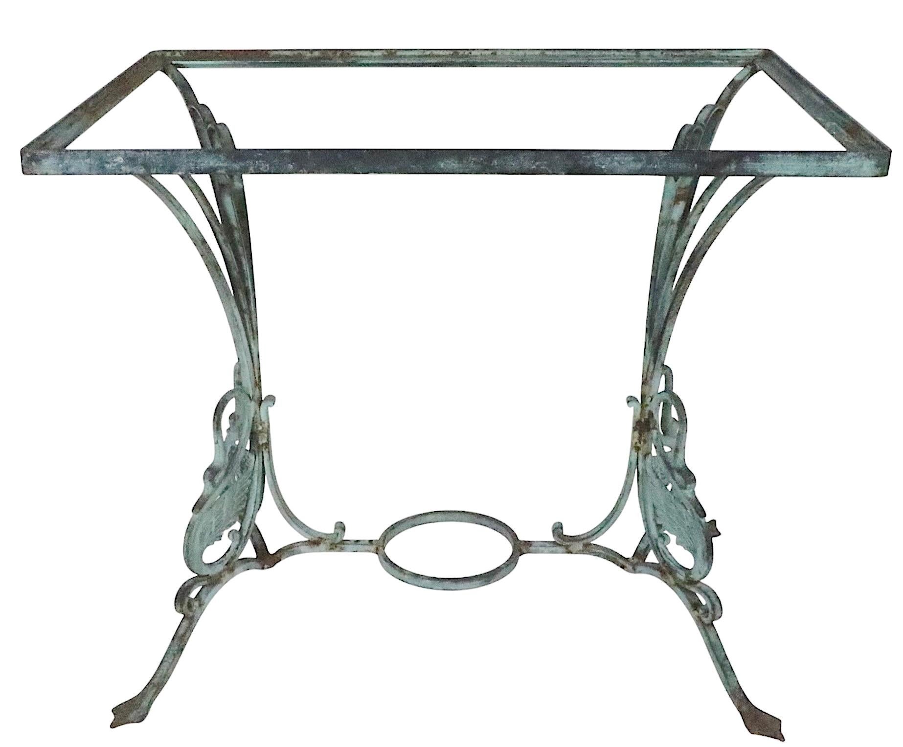 20th Century Decorative Iron Swan Base Garden Patio Table in Faux Verdigris Finish c 1920/30 For Sale