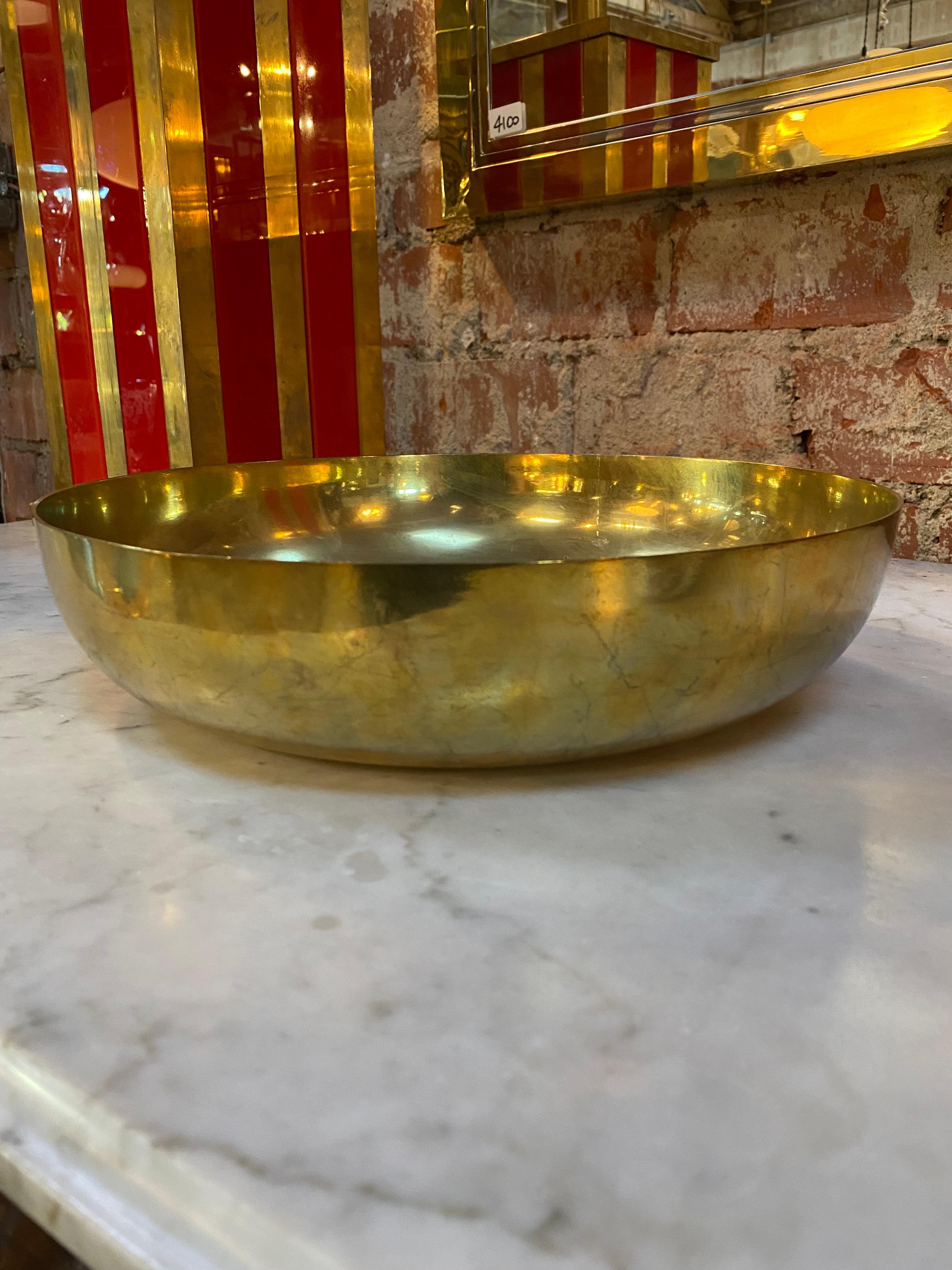 Mid-Century Modern Decorative Italian Brass Bowl, Italy, 1950 For Sale