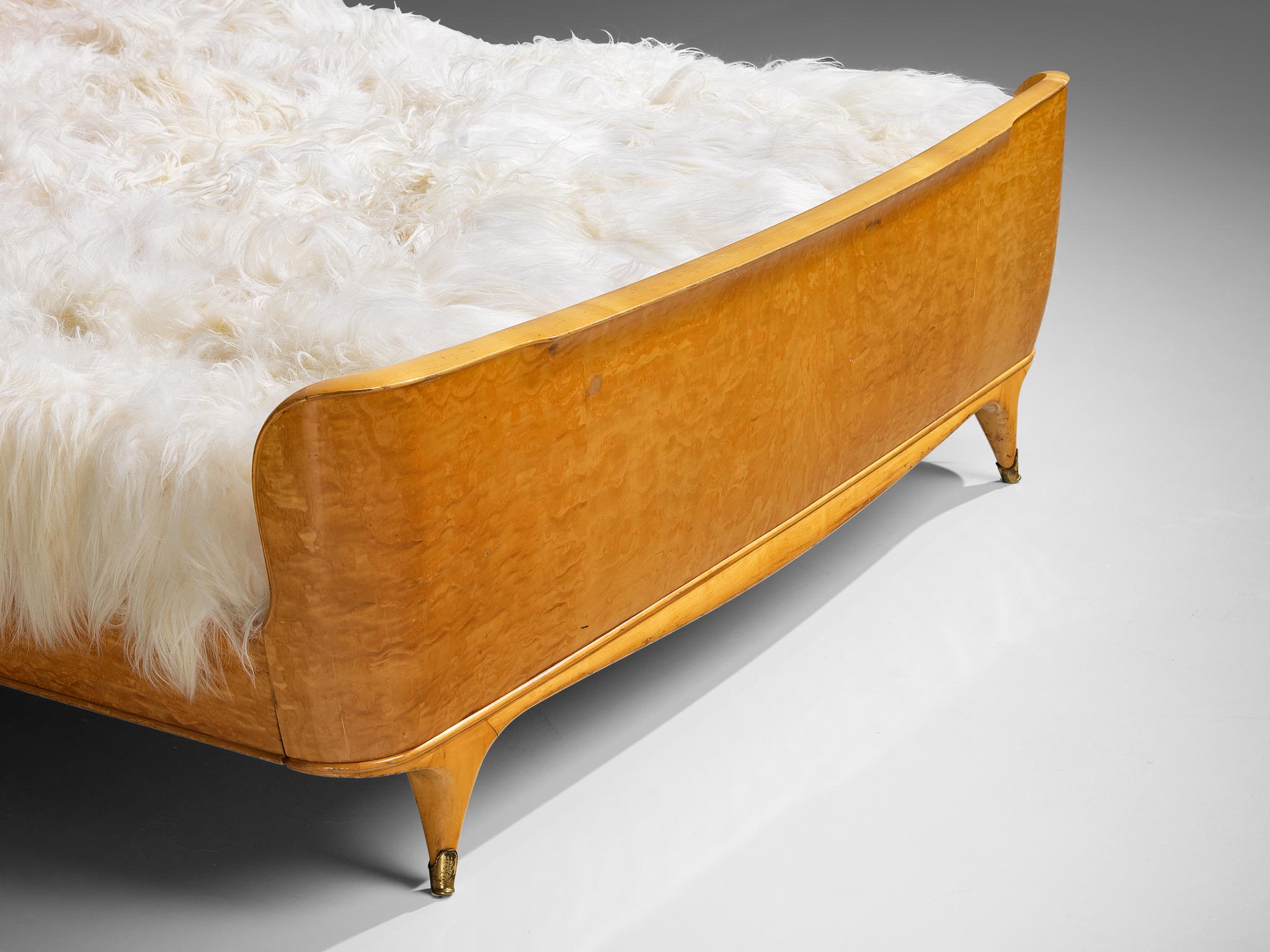 Dekoratives italienisches Queen-Bett aus Esche mit Aufbewahrungstabletts  (Mitte des 20. Jahrhunderts) im Angebot