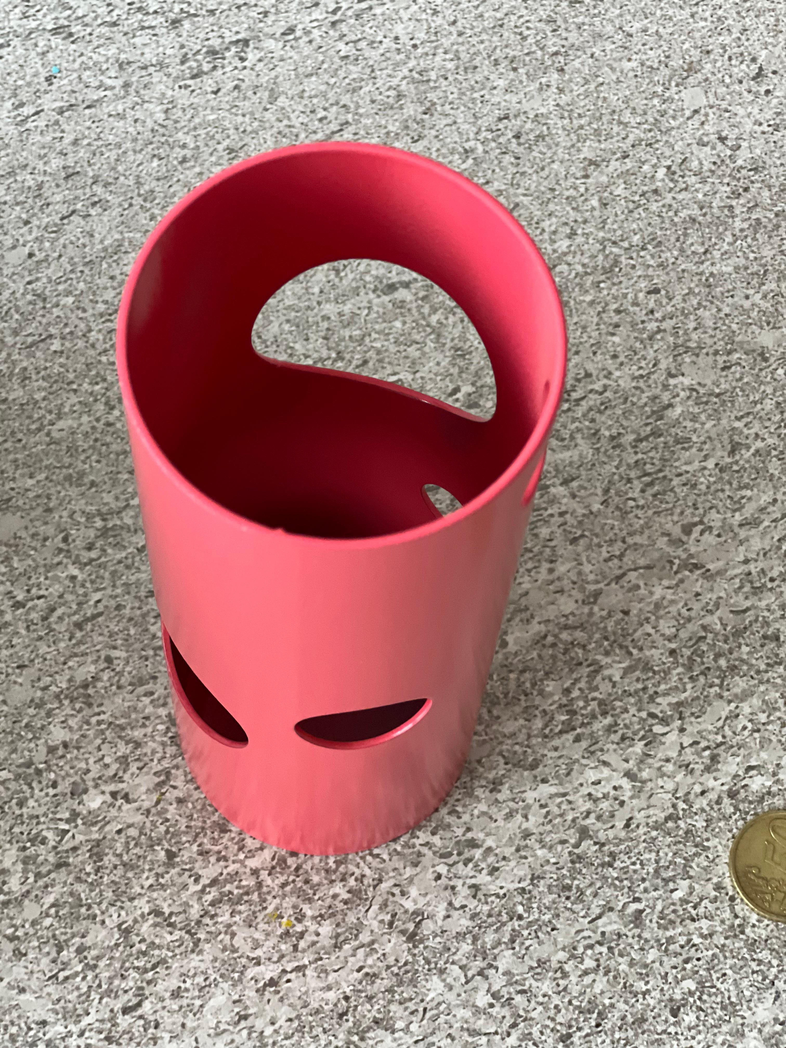 XXIe siècle et contemporain Vase décoratif italien, rose vif, collection Spinzi Silös en vente