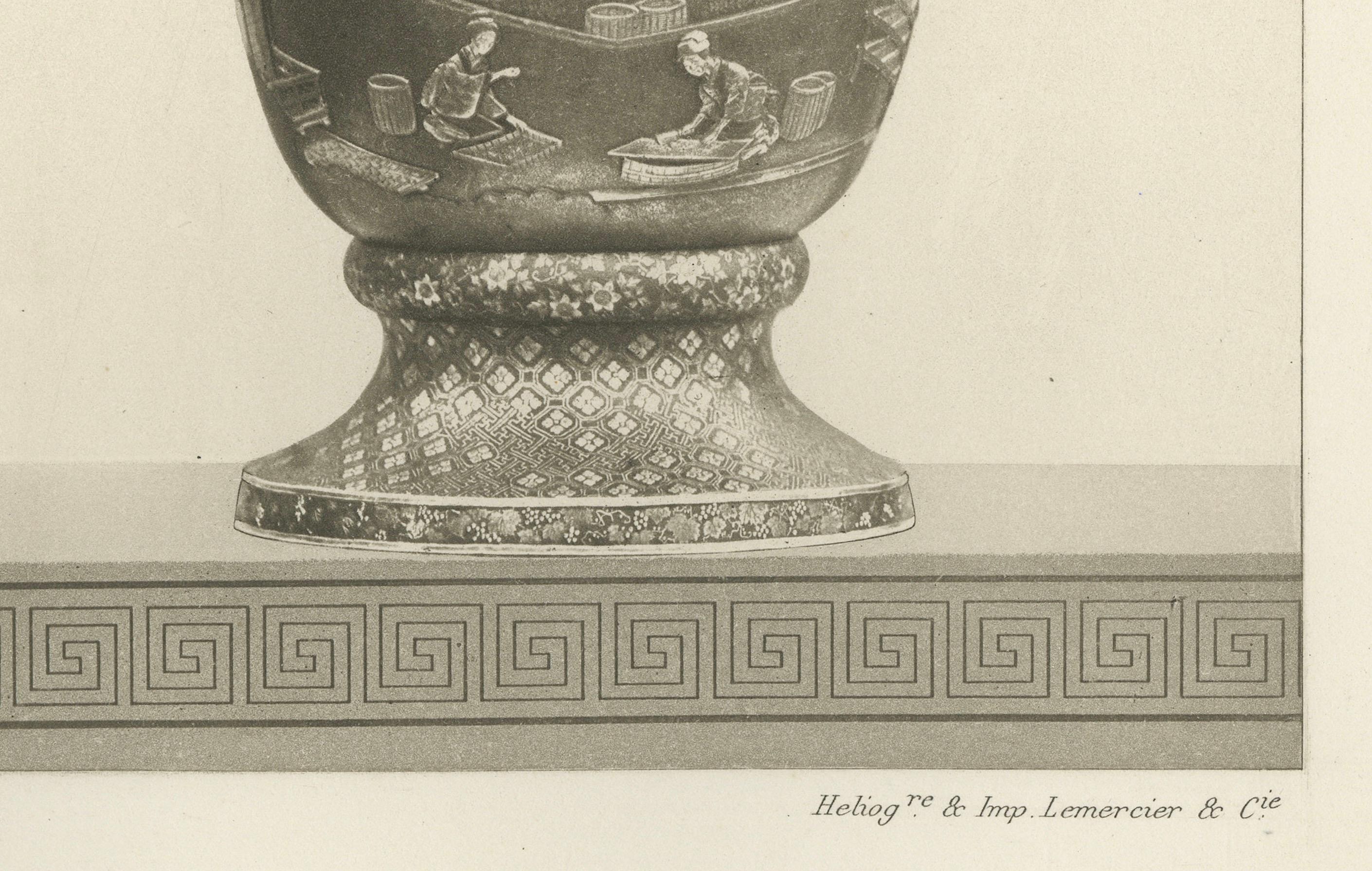 Titel: Dekorative Landschaftsvasen - Tafel VIII aus Abschnitt VI der Serie Dekorative Kunst von G. A. Audsley

Beschreibung: Tafel VIII aus der Sektion VI der Serie der dekorativen Kunst von G. A. Audsley zeigt ein Paar aufwändig gestaltete Vasen