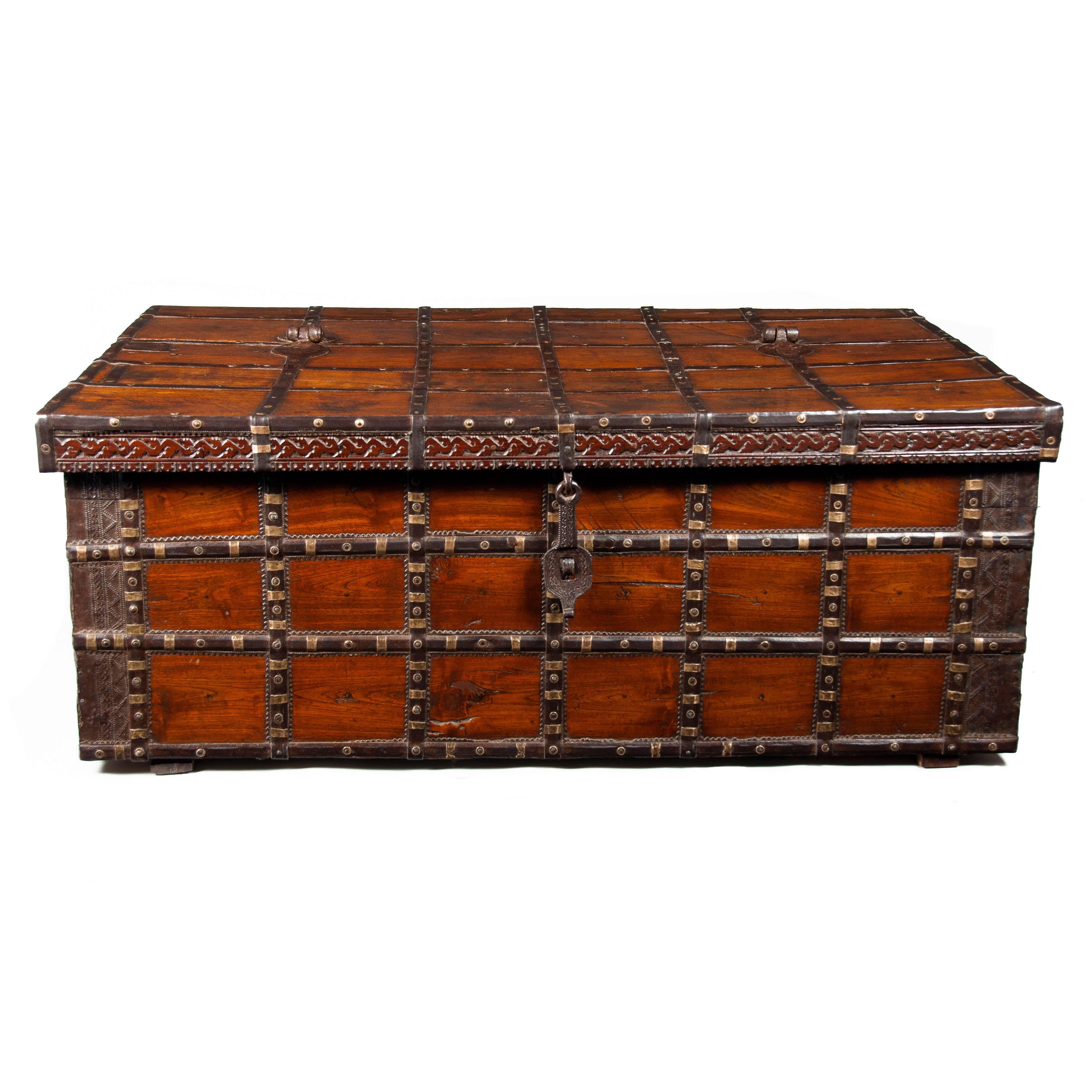 Brass Decorative Large Antique Anglo-Indian Trunk, Coffee Table