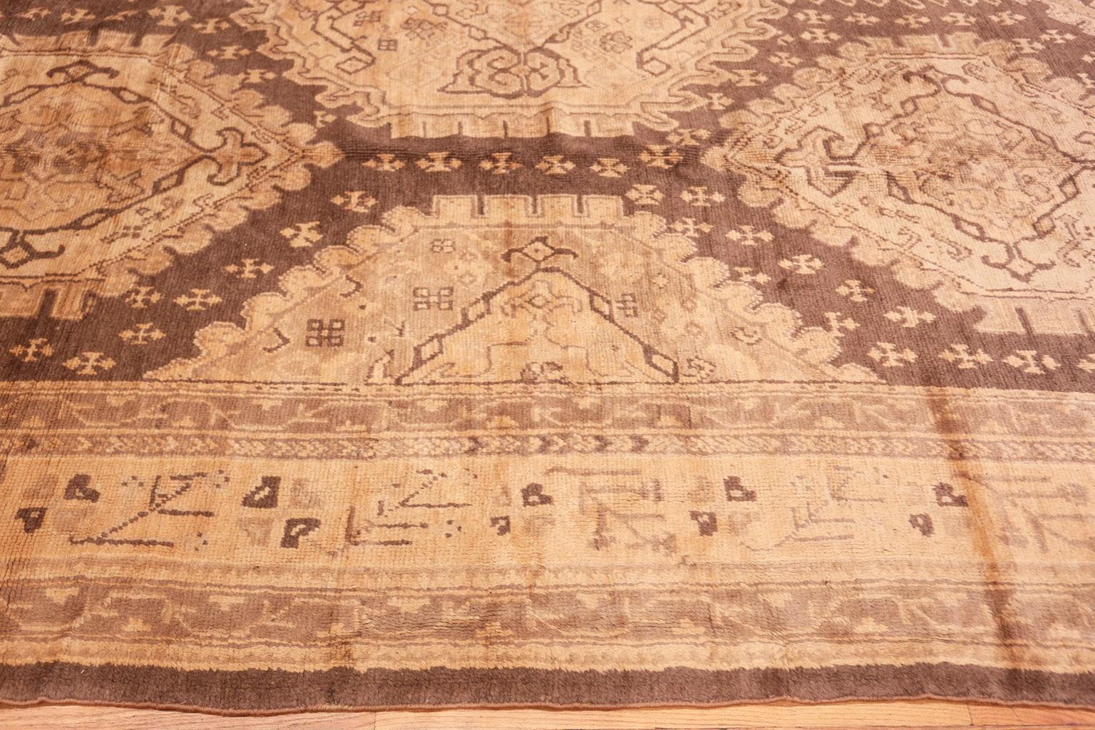 Large Size Decorative Antique Turkish Oushak Rug, Country of Origin: Turkey, Circa Date: Early 20th Century - Size: 10 ft 9 in x 14 ft (3.28 m x 4.27 m).