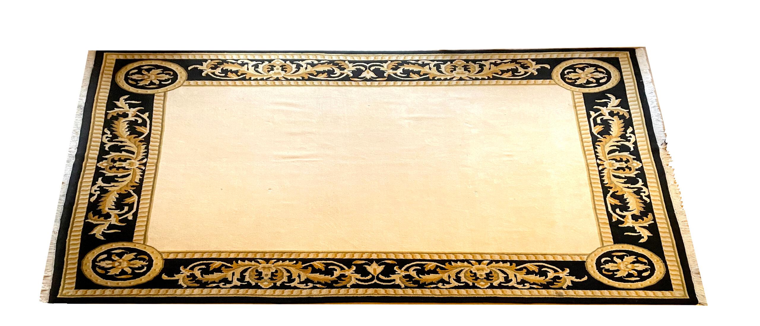 Tapis décoratif de grande taille Bon état - En vente à Wiesbaden, DE