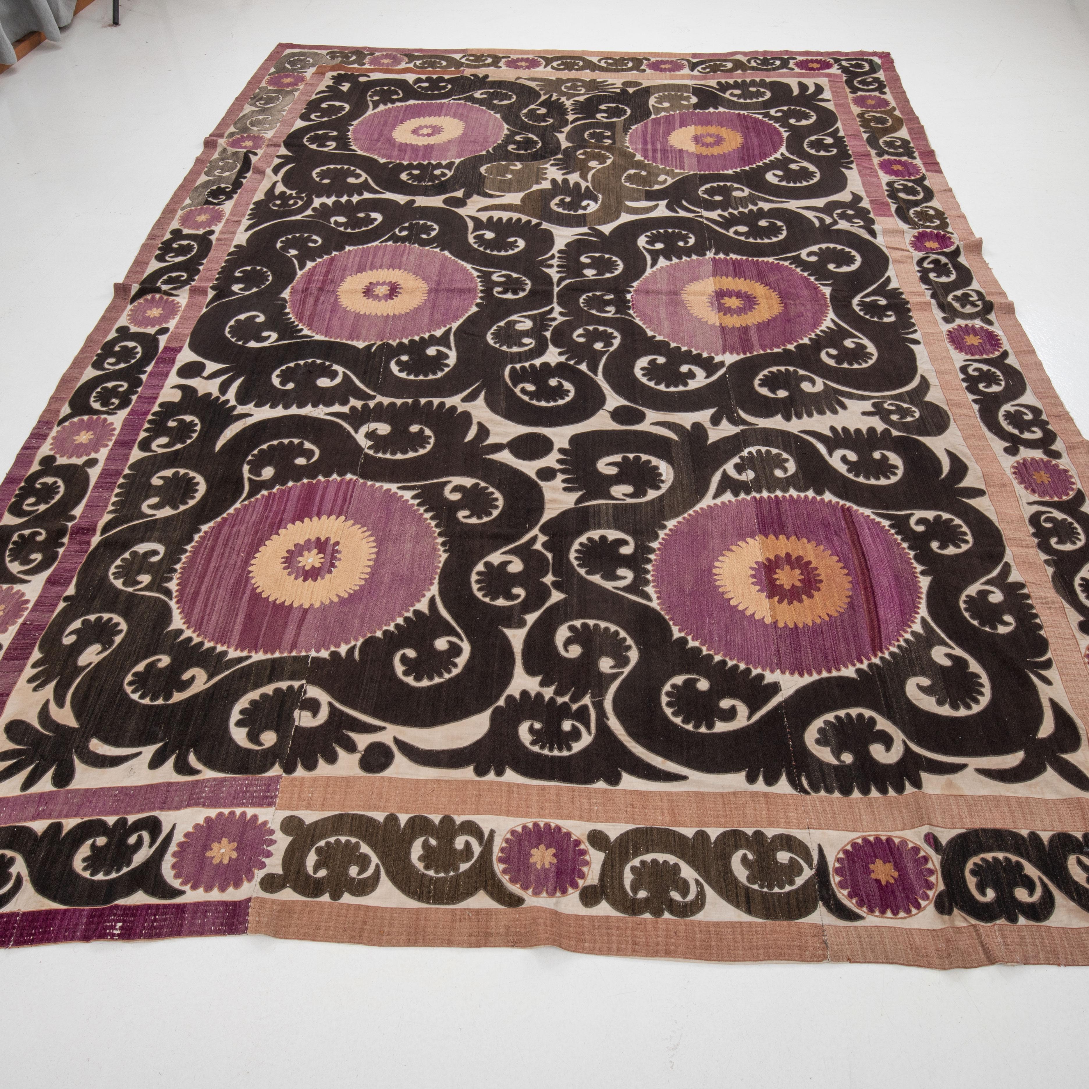 Decorative Large mid 20th C. Suzani from Uzbekistan In Fair Condition In Istanbul, TR