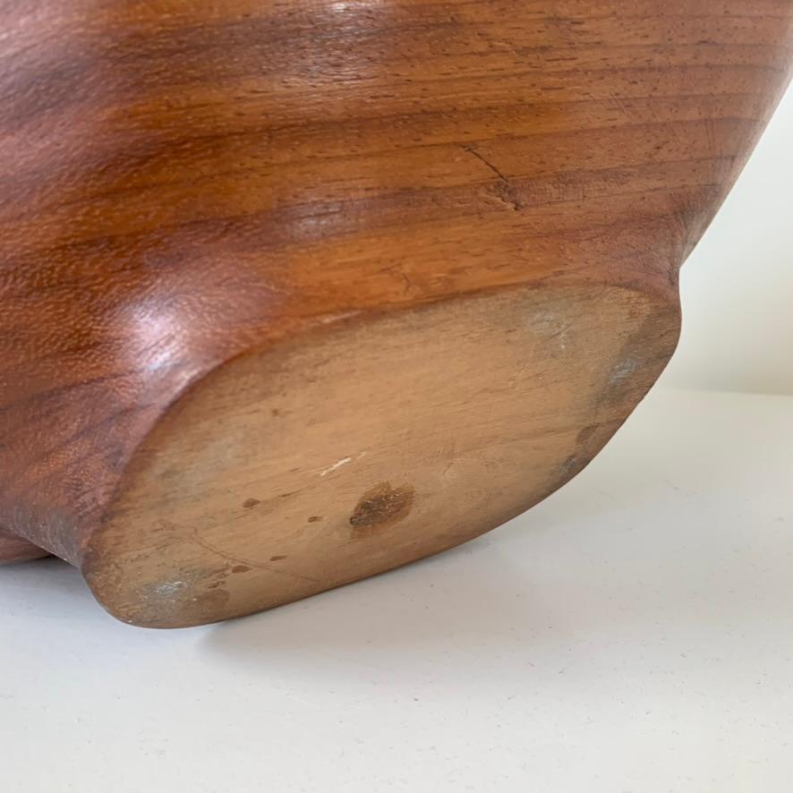 Grand plat décoratif en bois en forme de coquillage, vers 1970, France. en vente 3