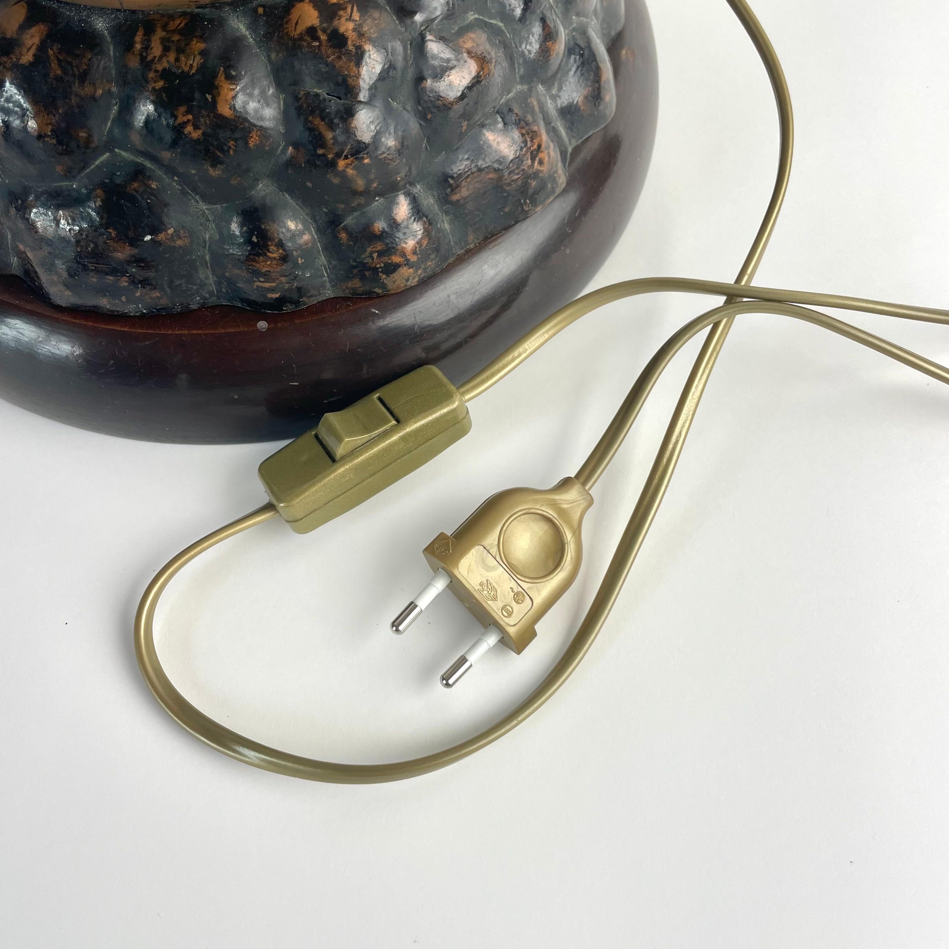 Lampe de table décorative en cuivre et laiton, début du 20e siècle en vente 8