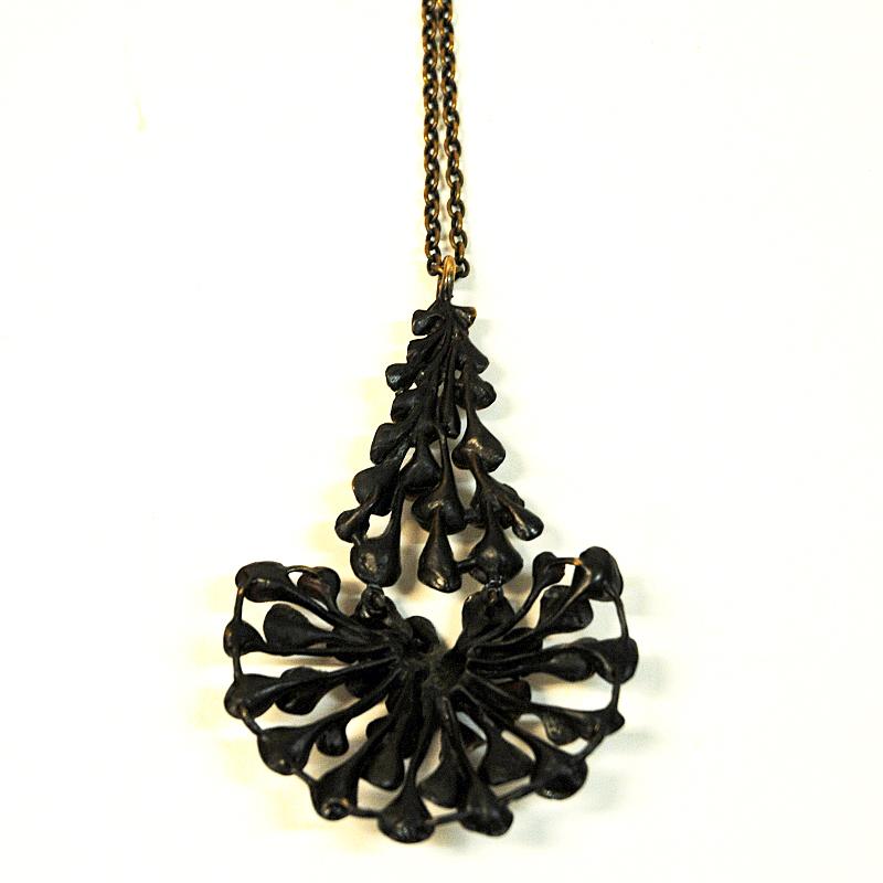 Decorative Longer Bronze Necklace by Hannu Ikonen, Finland, 1970s In Good Condition In Stockholm, SE