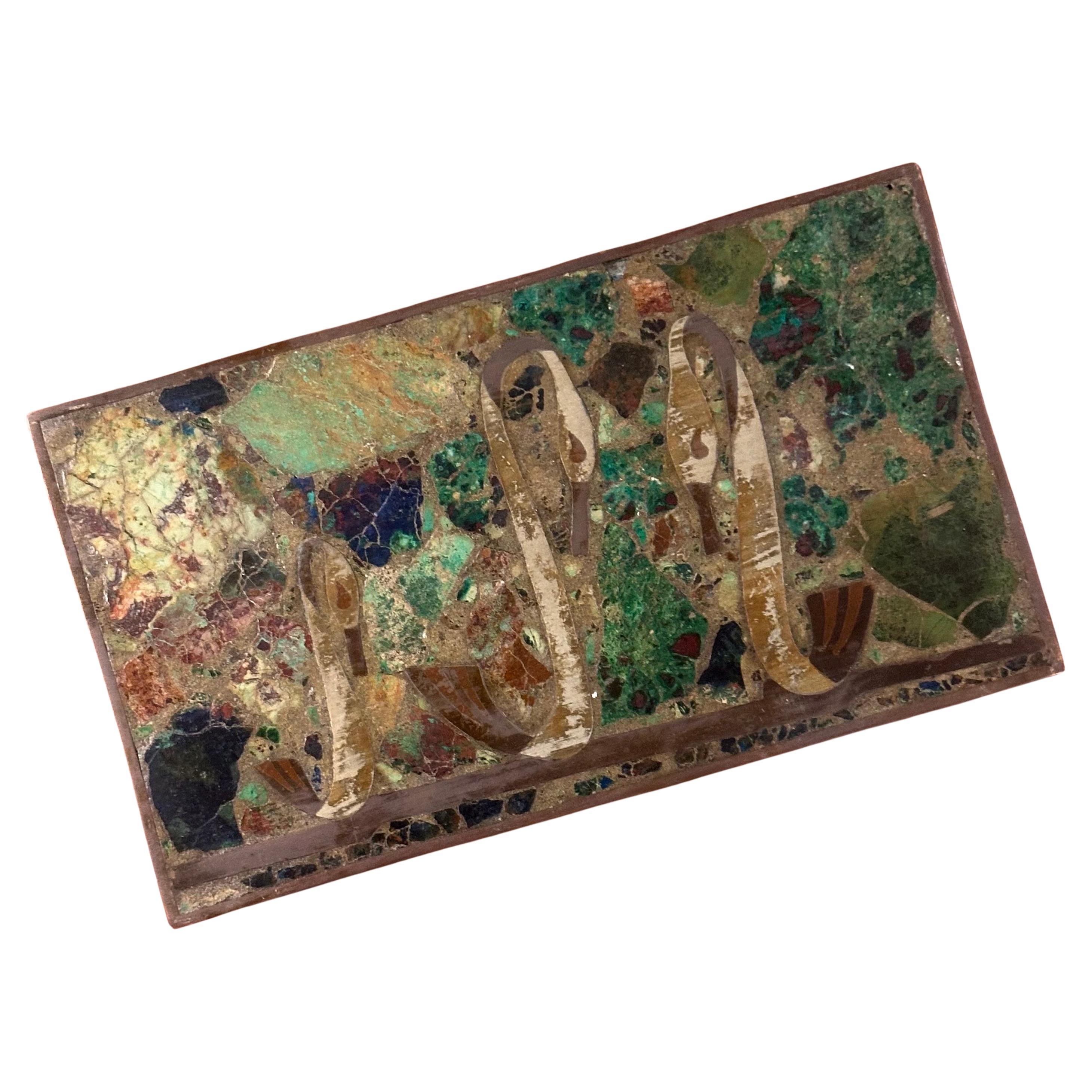 Caja decorativa con bisagras de malaquita y latón de Los Castillos de México en venta 5
