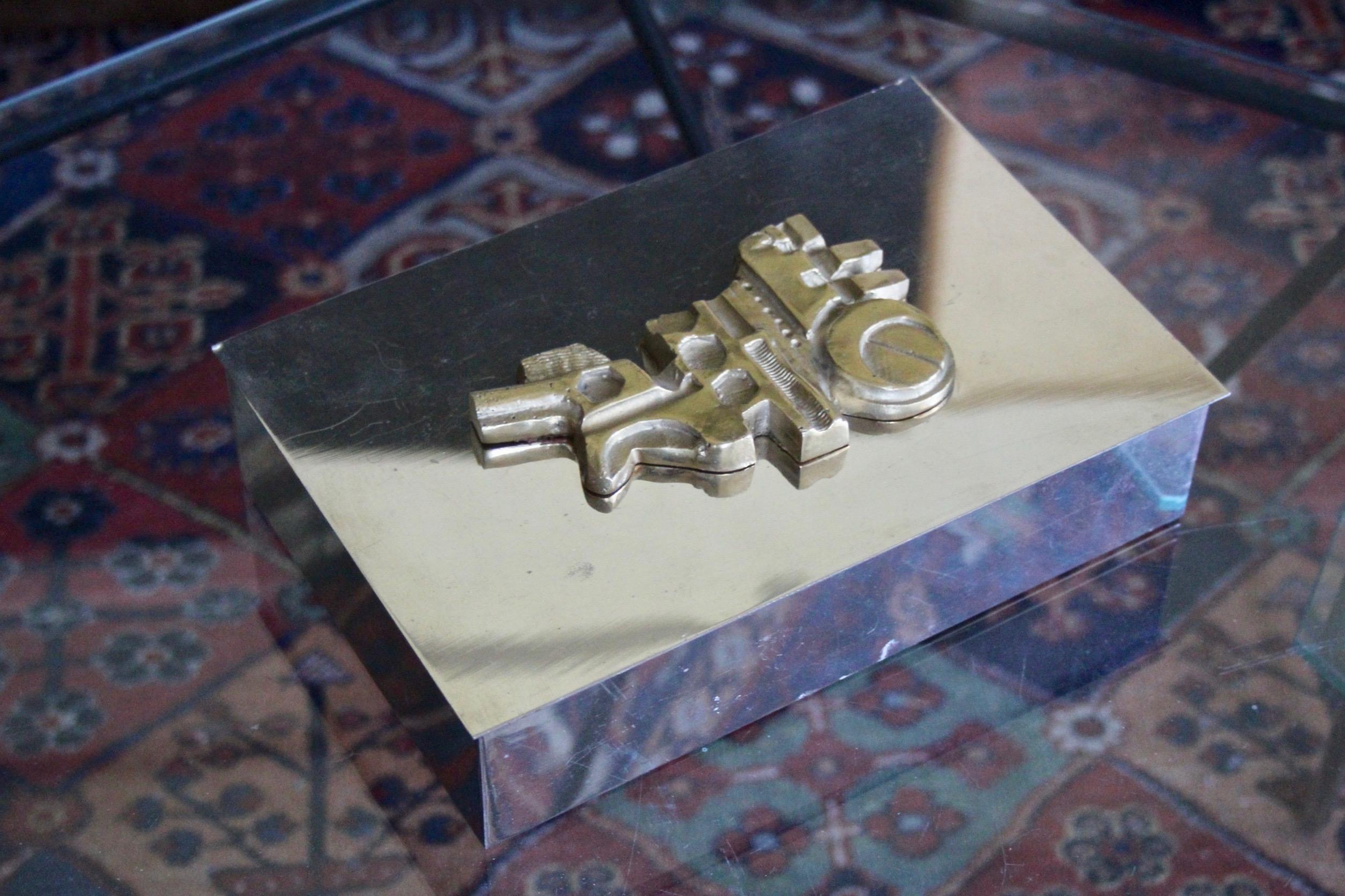 Boîte décorative en métal Bon état - En vente à grand Lancy, CH
