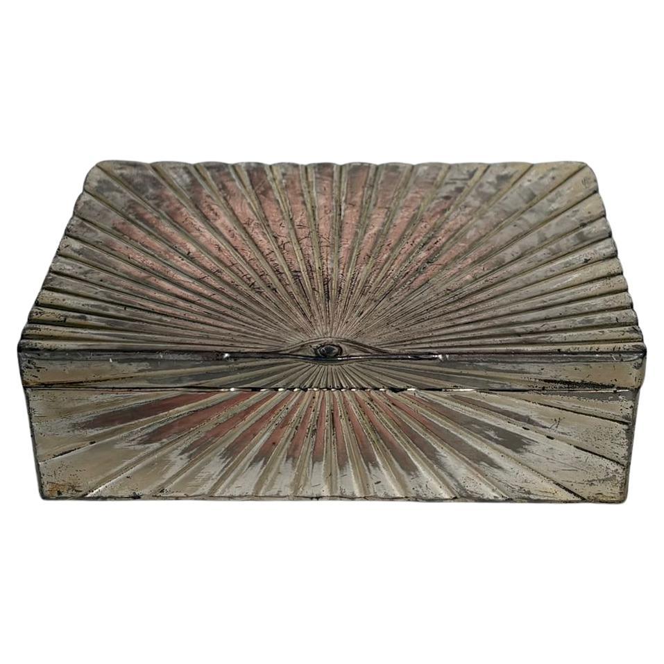 Decorative metal box, France, 1970 en vente