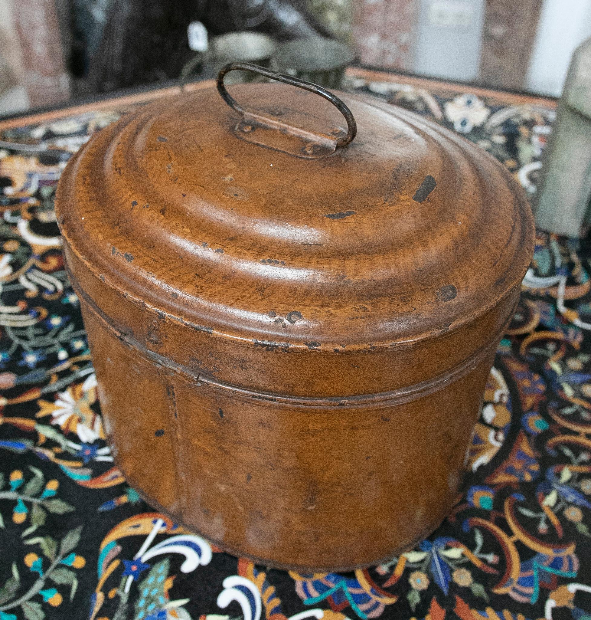Decorative Metal Box in Brown Tone For Sale 9