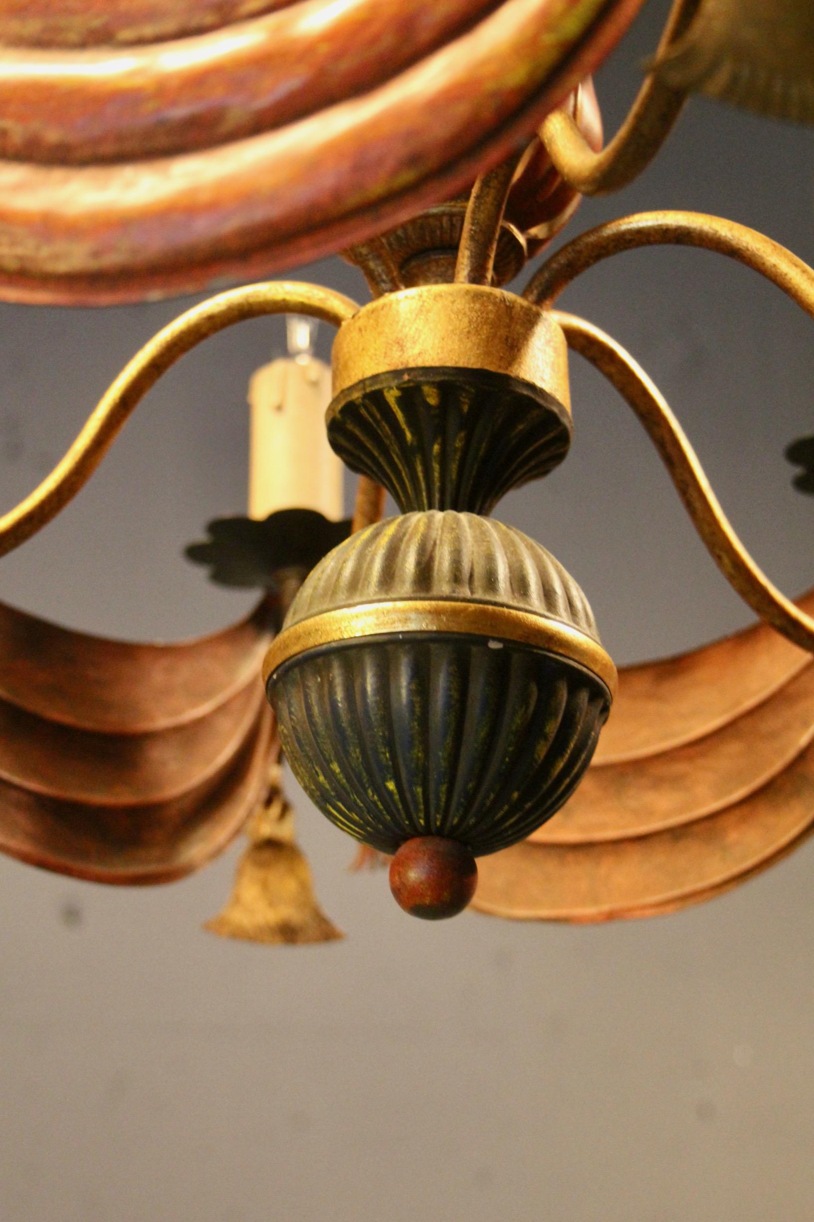 Araña decorativa de metal en venta 2