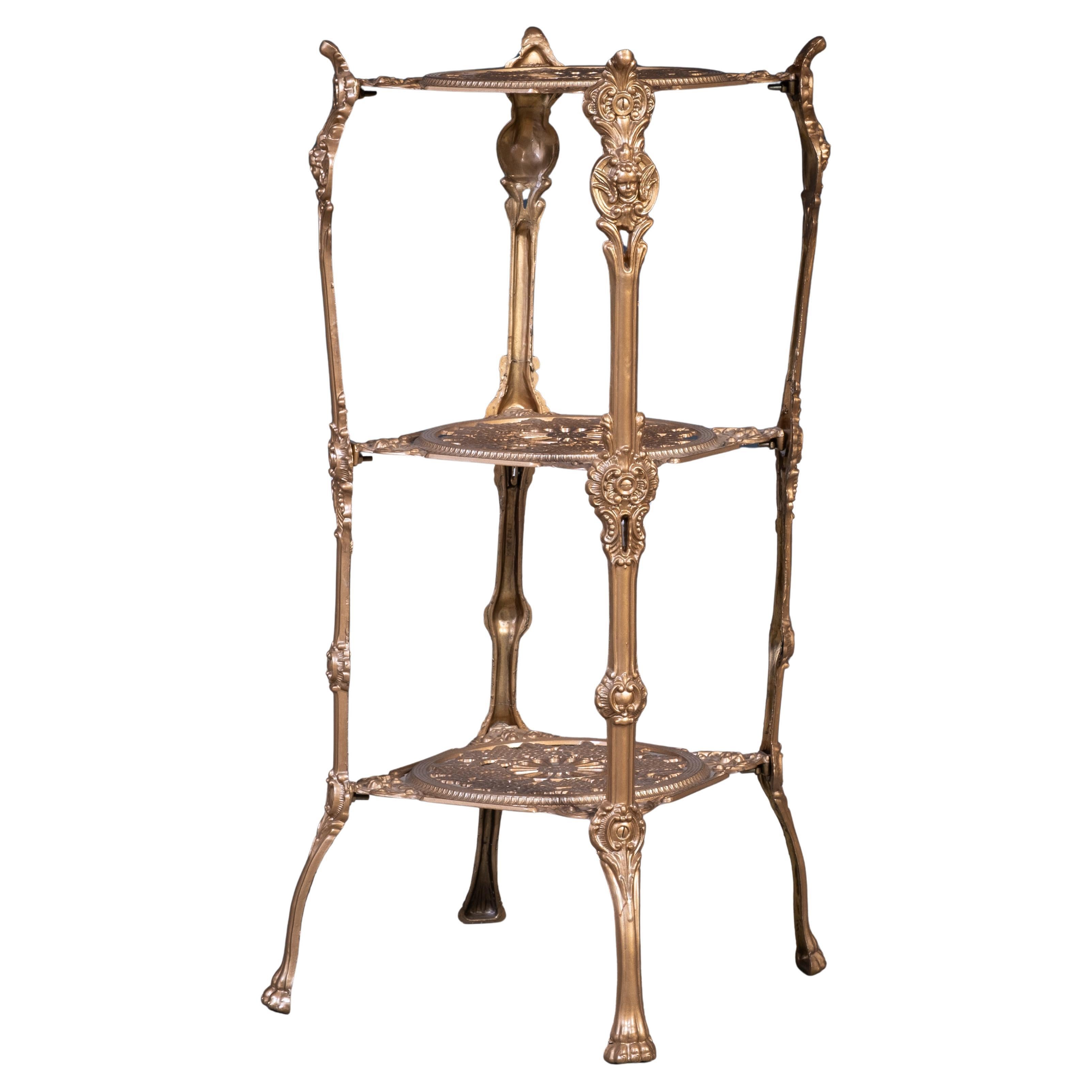 Dekorativer Metallsockel, hergestellt in Italien, 1960er Jahre