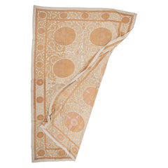 Decorativo Suzani neutro di Samarcanda della metà del XX secolo, Uzbekistan