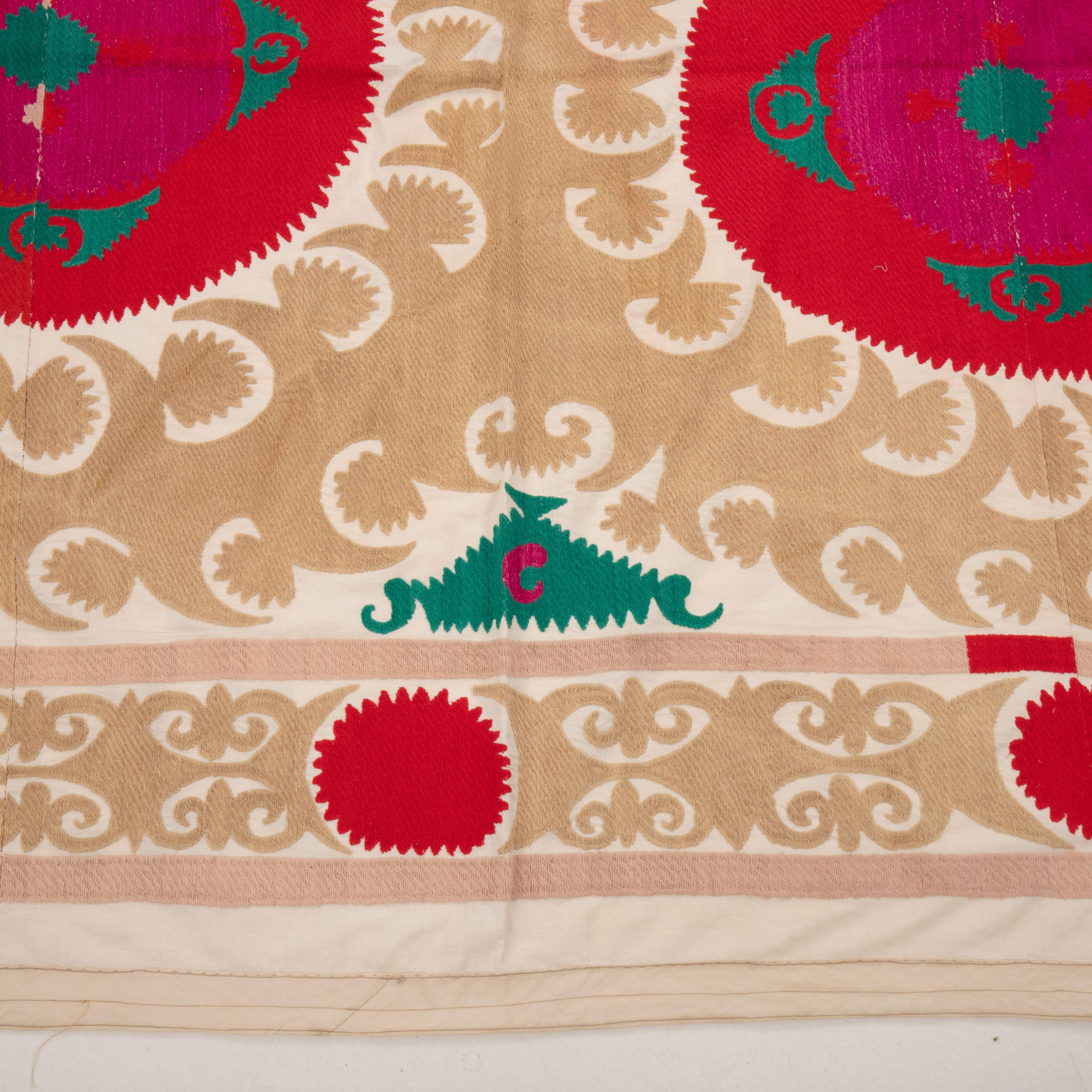 Embroidered Decorative Mid-20th C. Neutral Samarkand Suzani, Uzbekistan For Sale