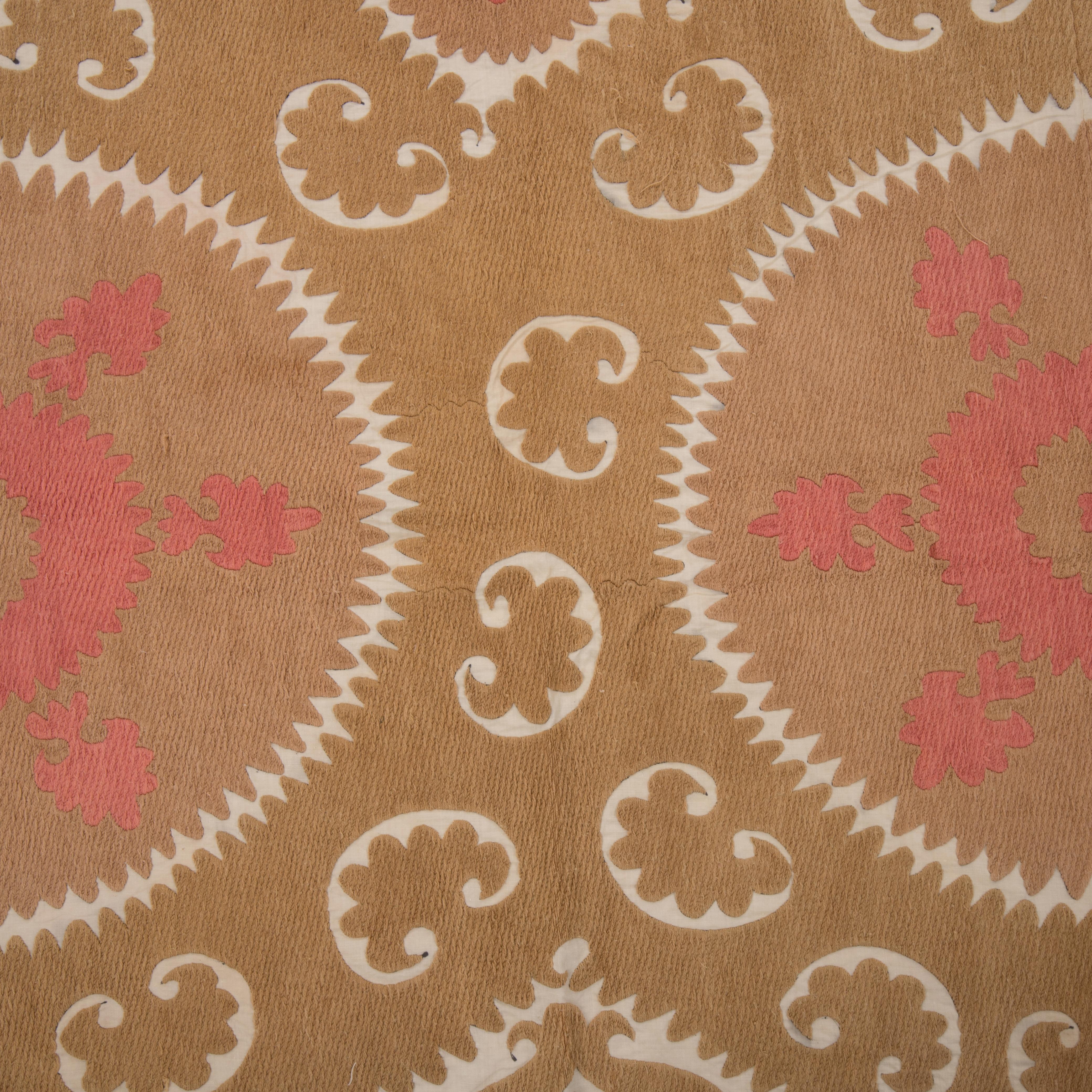 Cotton Decorative Mid 20th C. Neutral Samarkand Suzani with Pinks For Sale