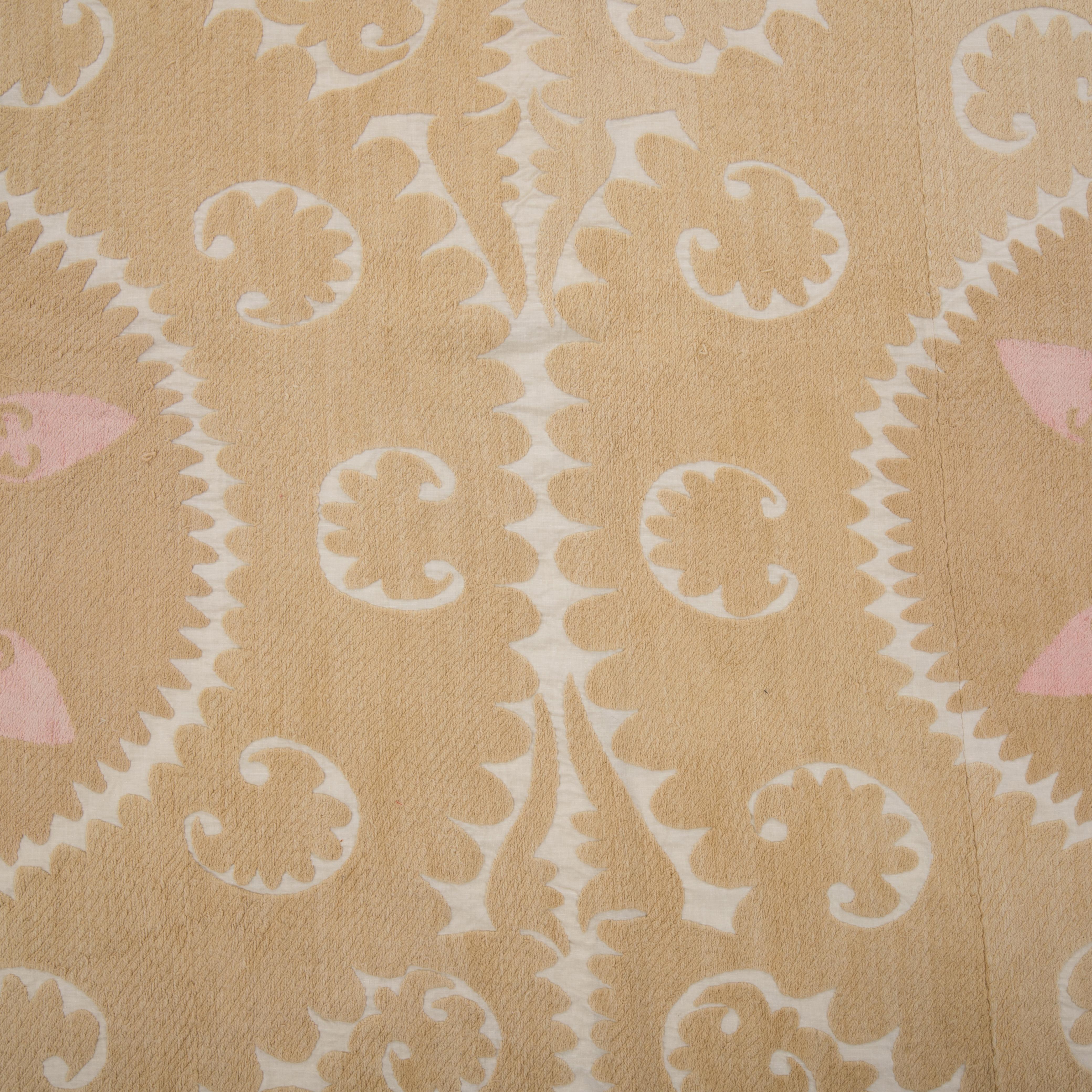 Cotton Decorative Mid 20th C. Neutral Samarkand Suzani with Pinks For Sale