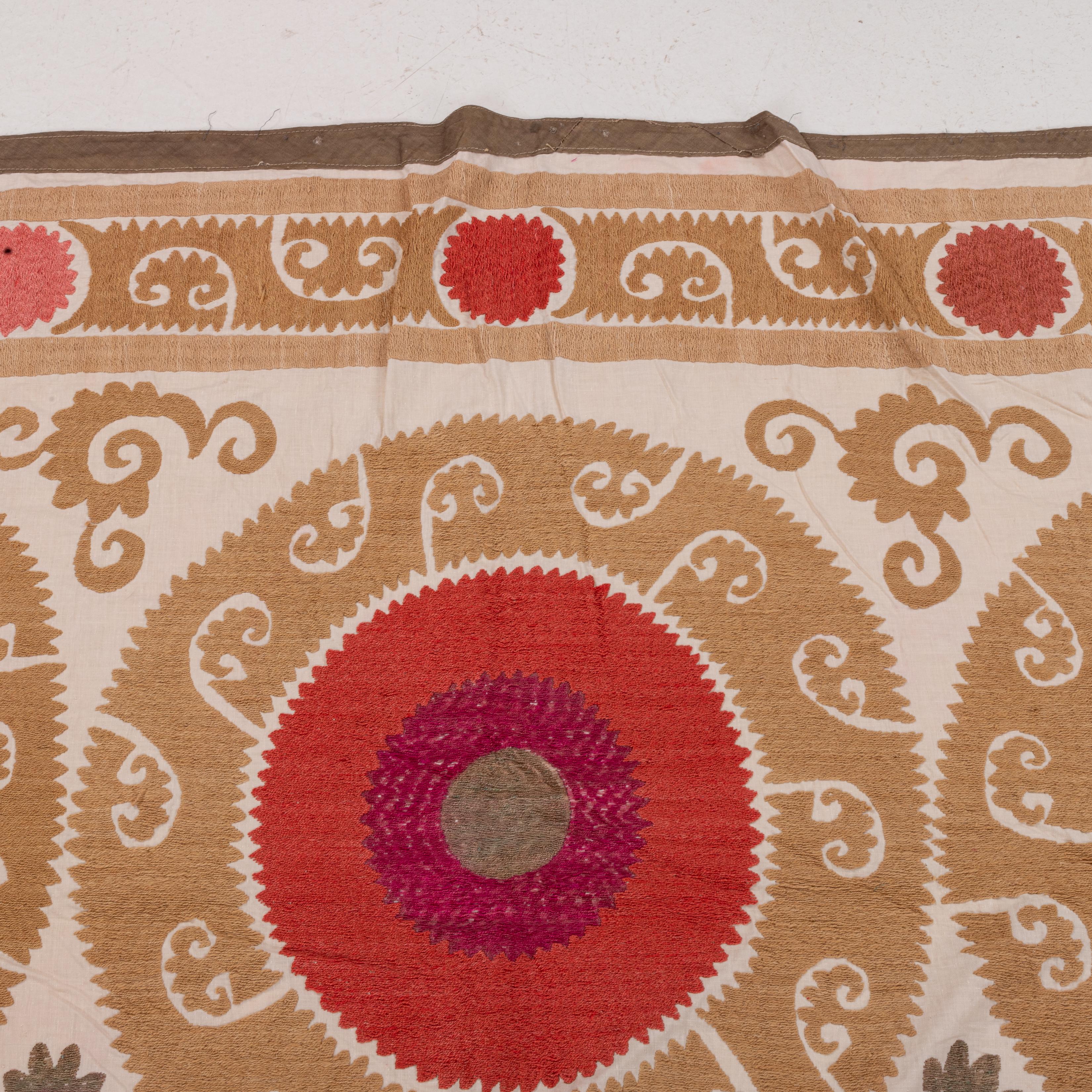Décoratif A.I.C.  Samarkand Suzani, Uzbek en vente 3
