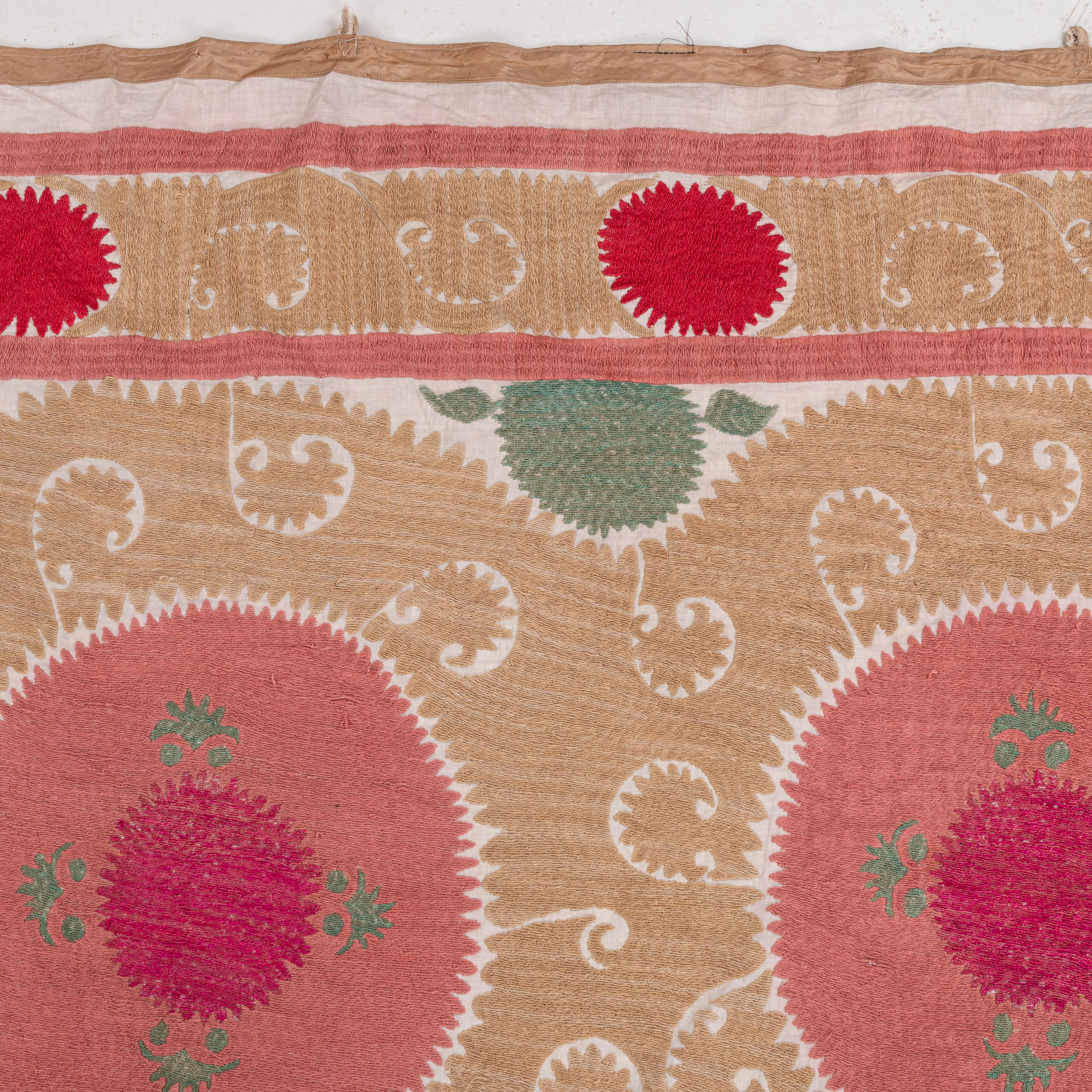 Décoratif A.I.C.  Samarkand Suzani, Uzbek en vente 5