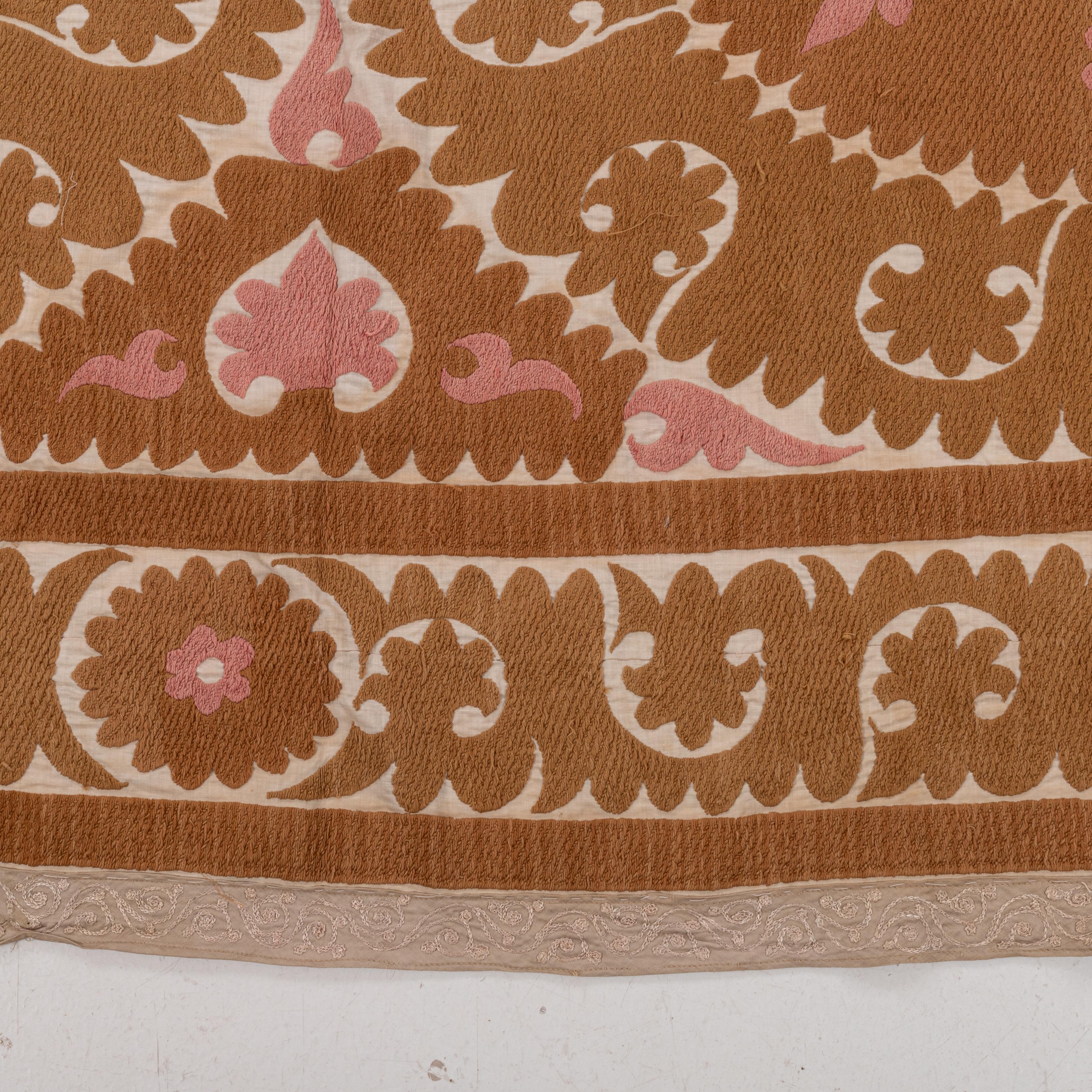 Brodé Décoratif A.I.C.  Samarkand Suzani, Uzbek en vente
