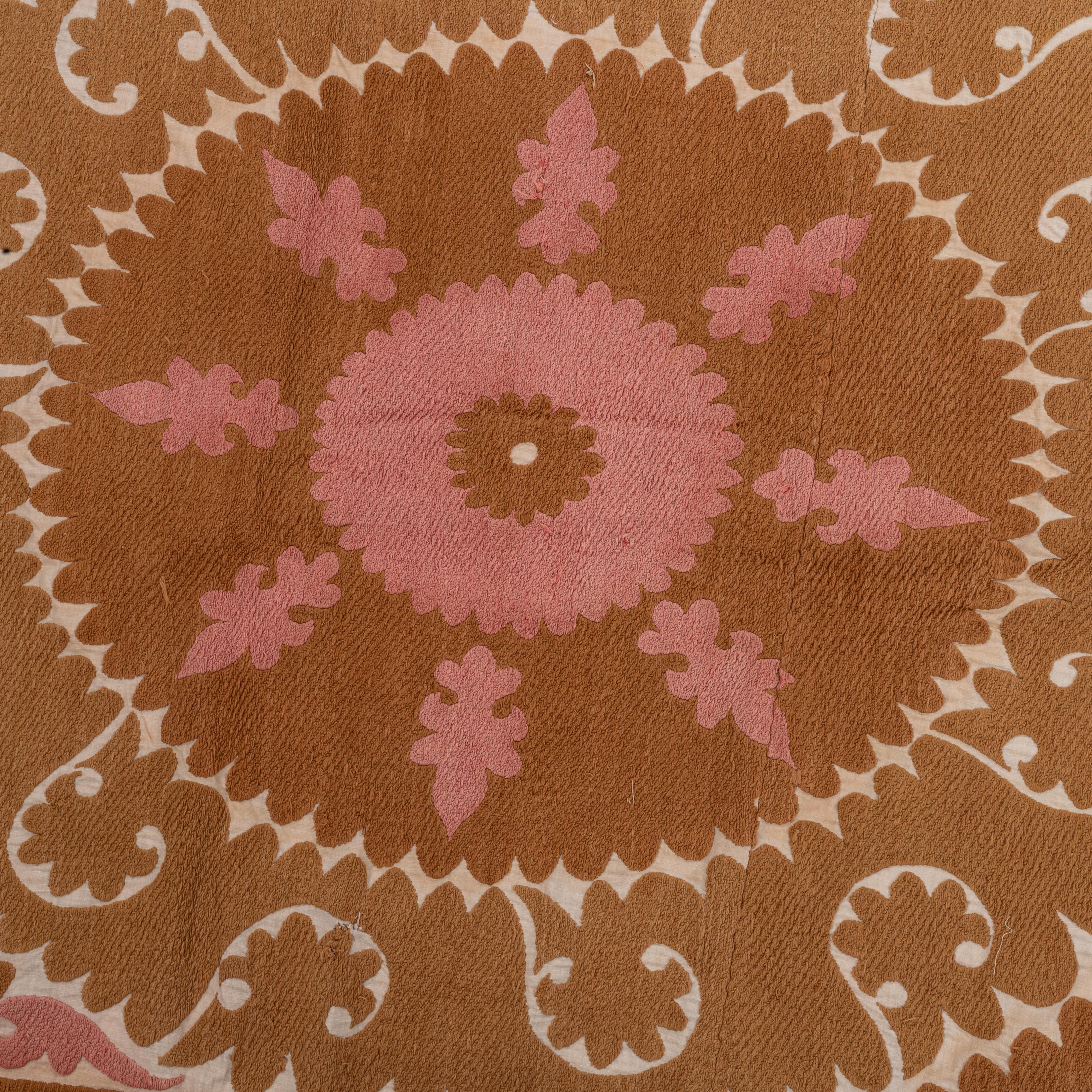 Décoratif A.I.C.  Samarkand Suzani, Uzbek Bon état - En vente à Istanbul, TR