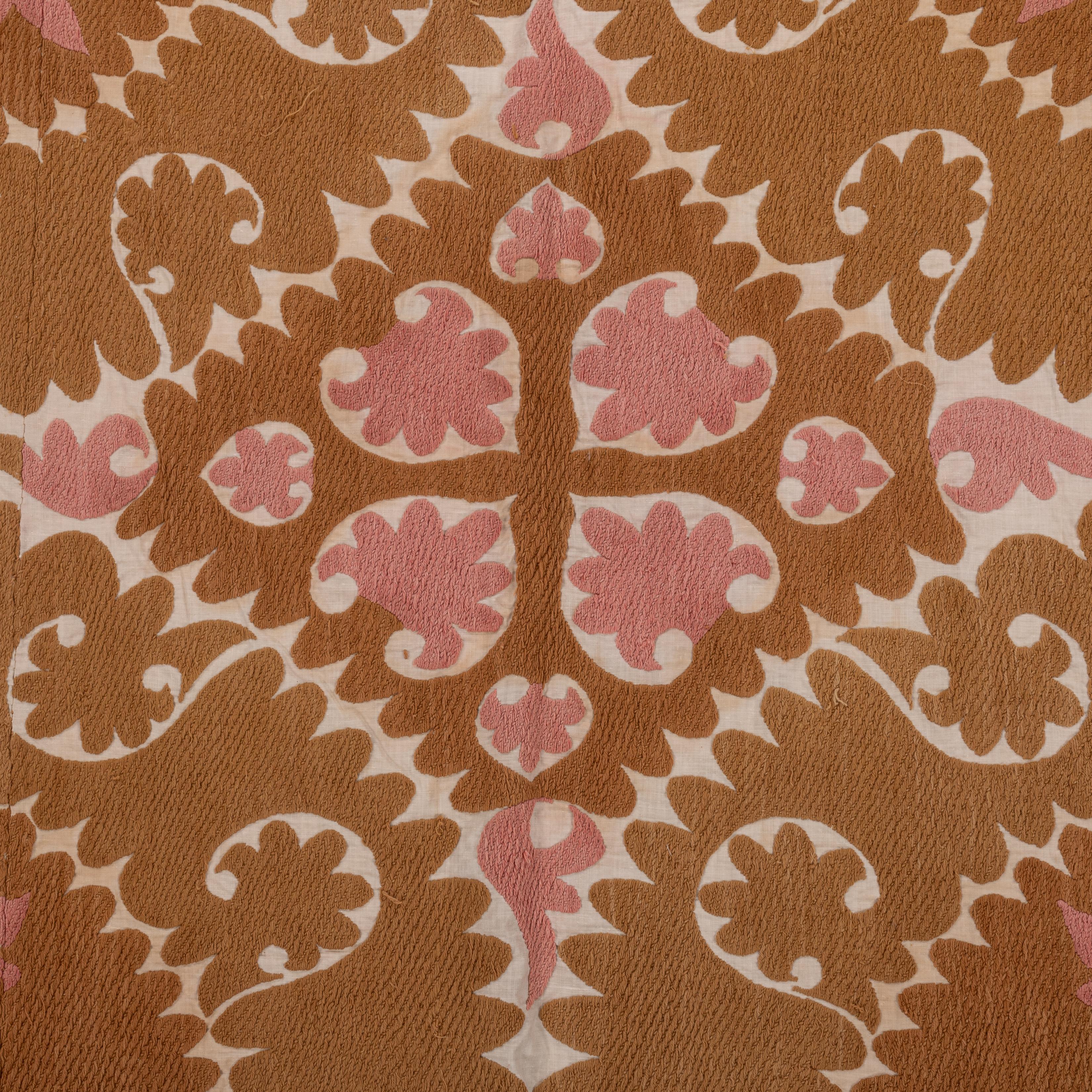 20ième siècle Décoratif A.I.C.  Samarkand Suzani, Uzbek en vente