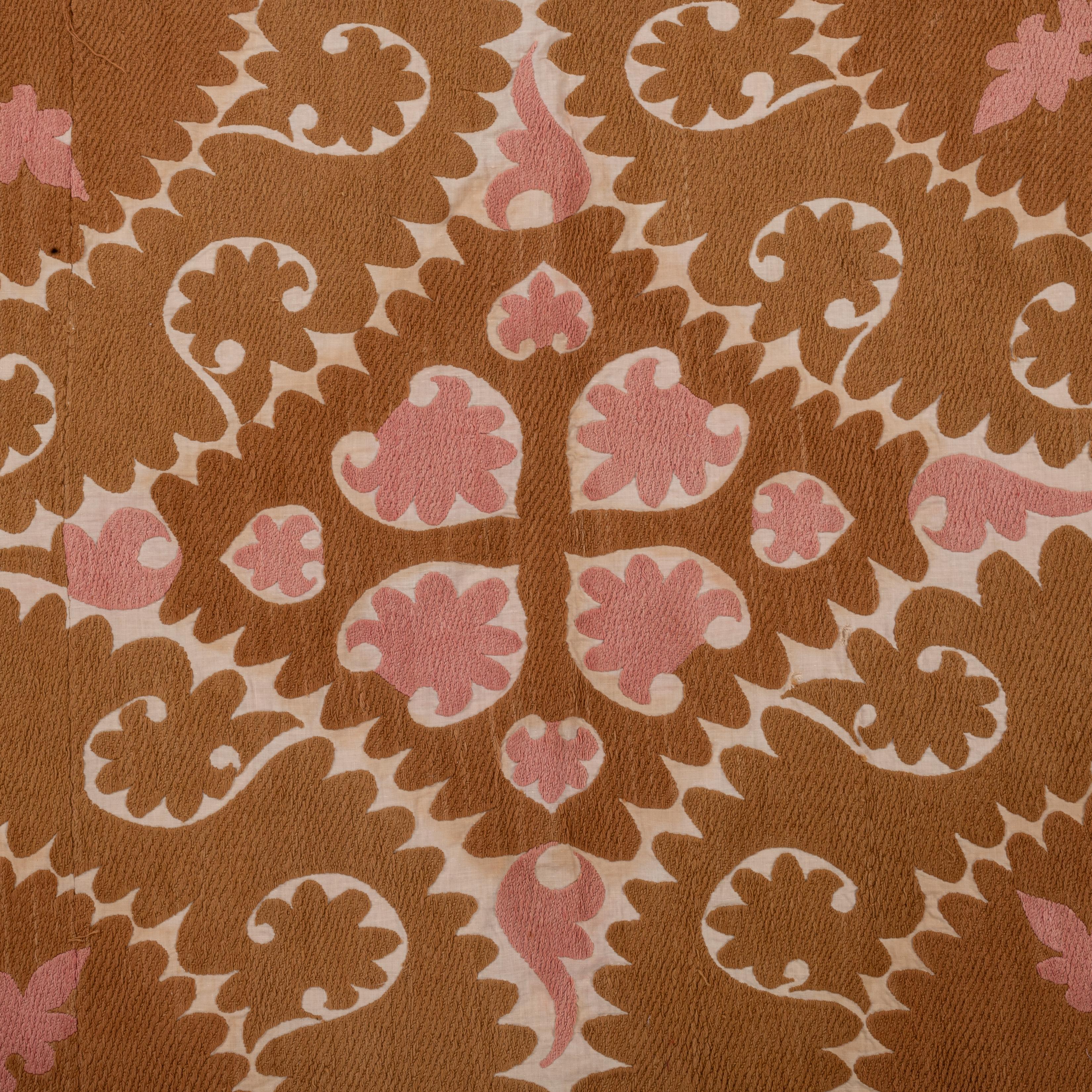 Décoratif A.I.C.  Samarkand Suzani, Uzbek en vente 1