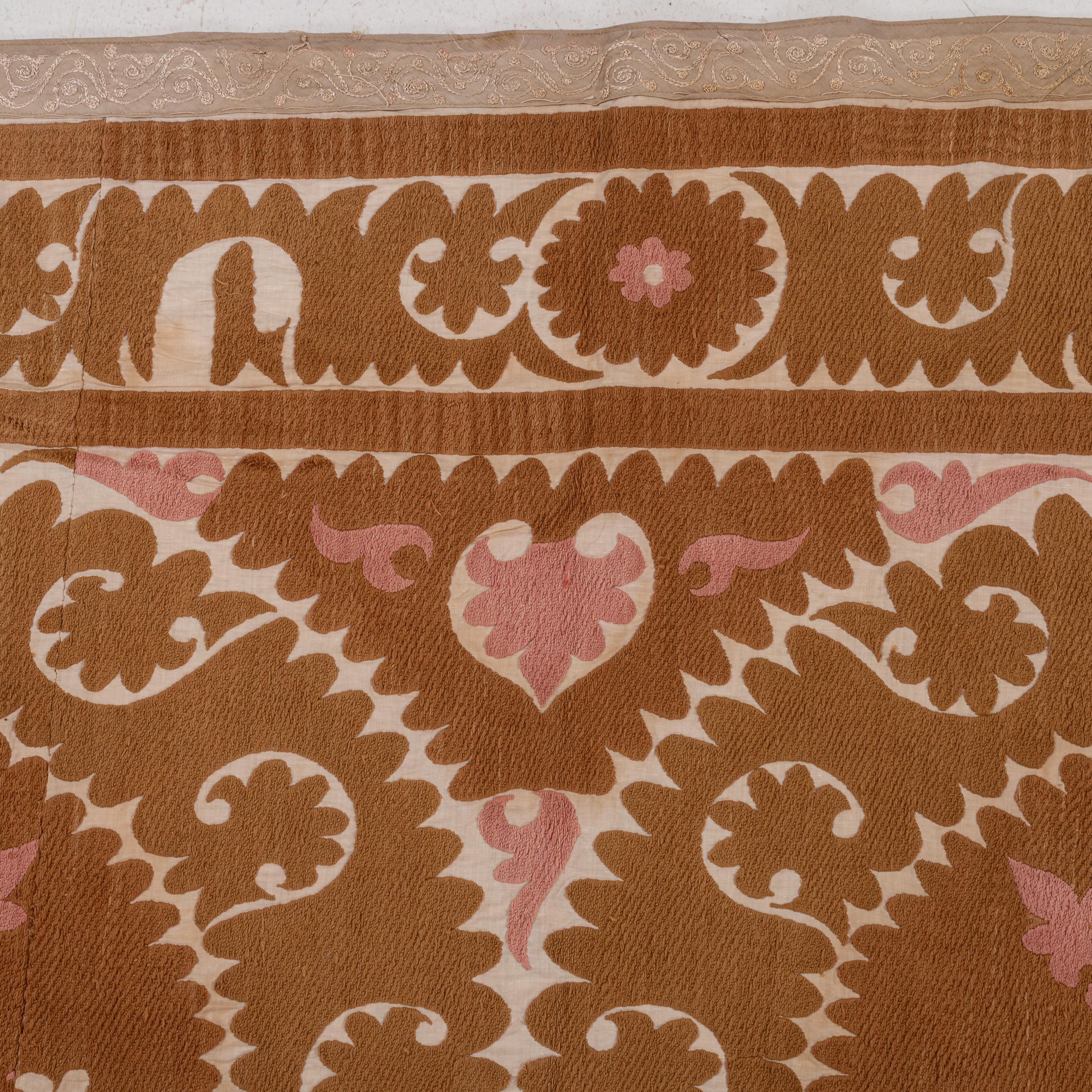 Décoratif A.I.C.  Samarkand Suzani, Uzbek en vente 2
