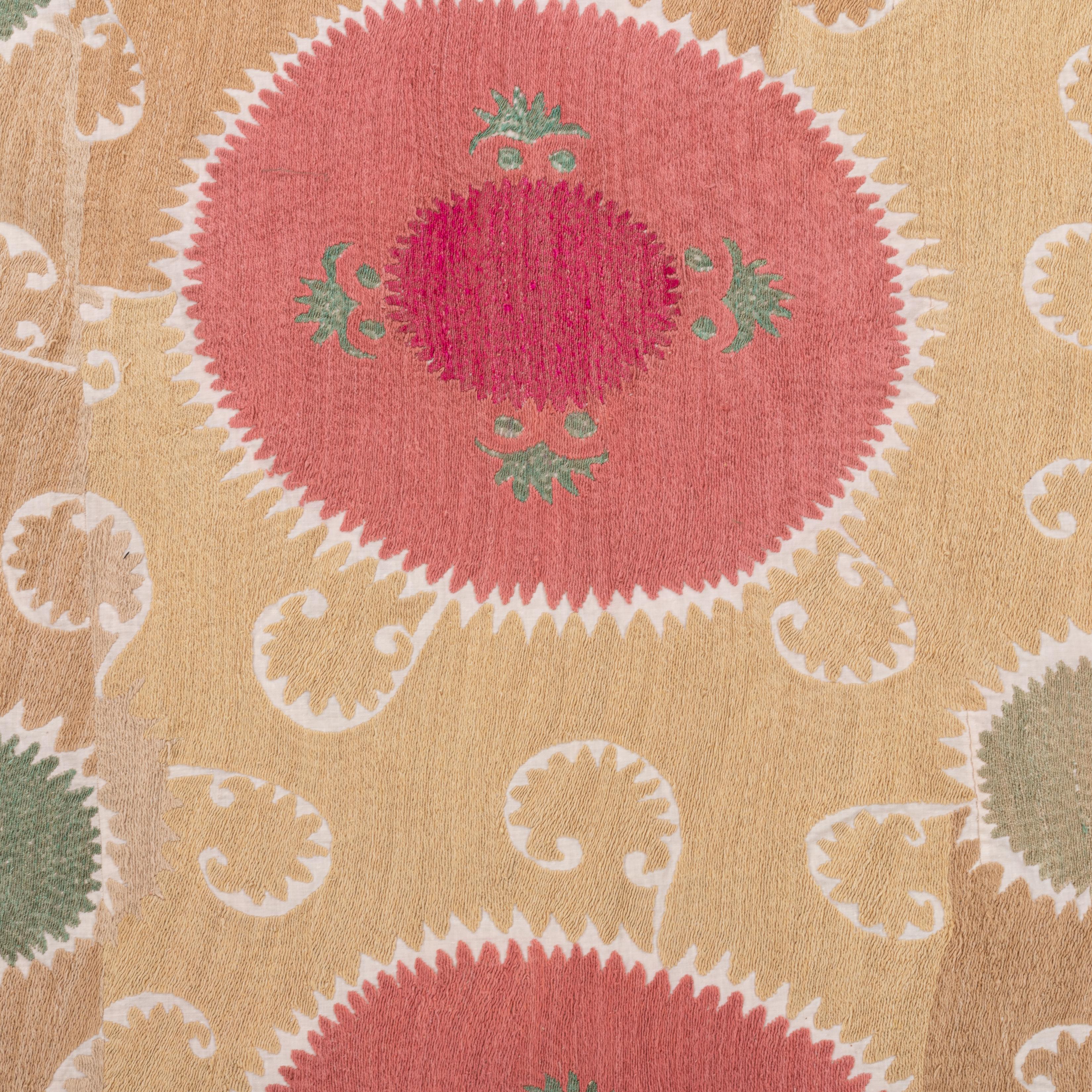 Décoratif A.I.C.  Samarkand Suzani, Uzbek en vente 2