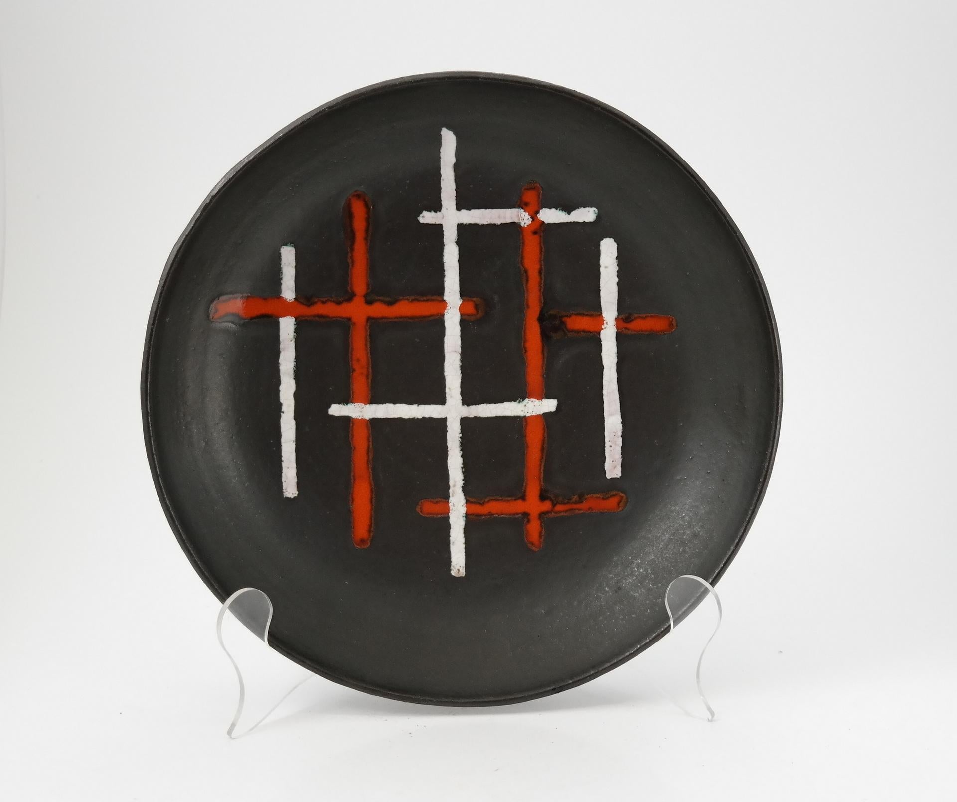 Decorative Midcentury Ceramic Wall Plate, 1970s In Good Condition In Budapest, HU