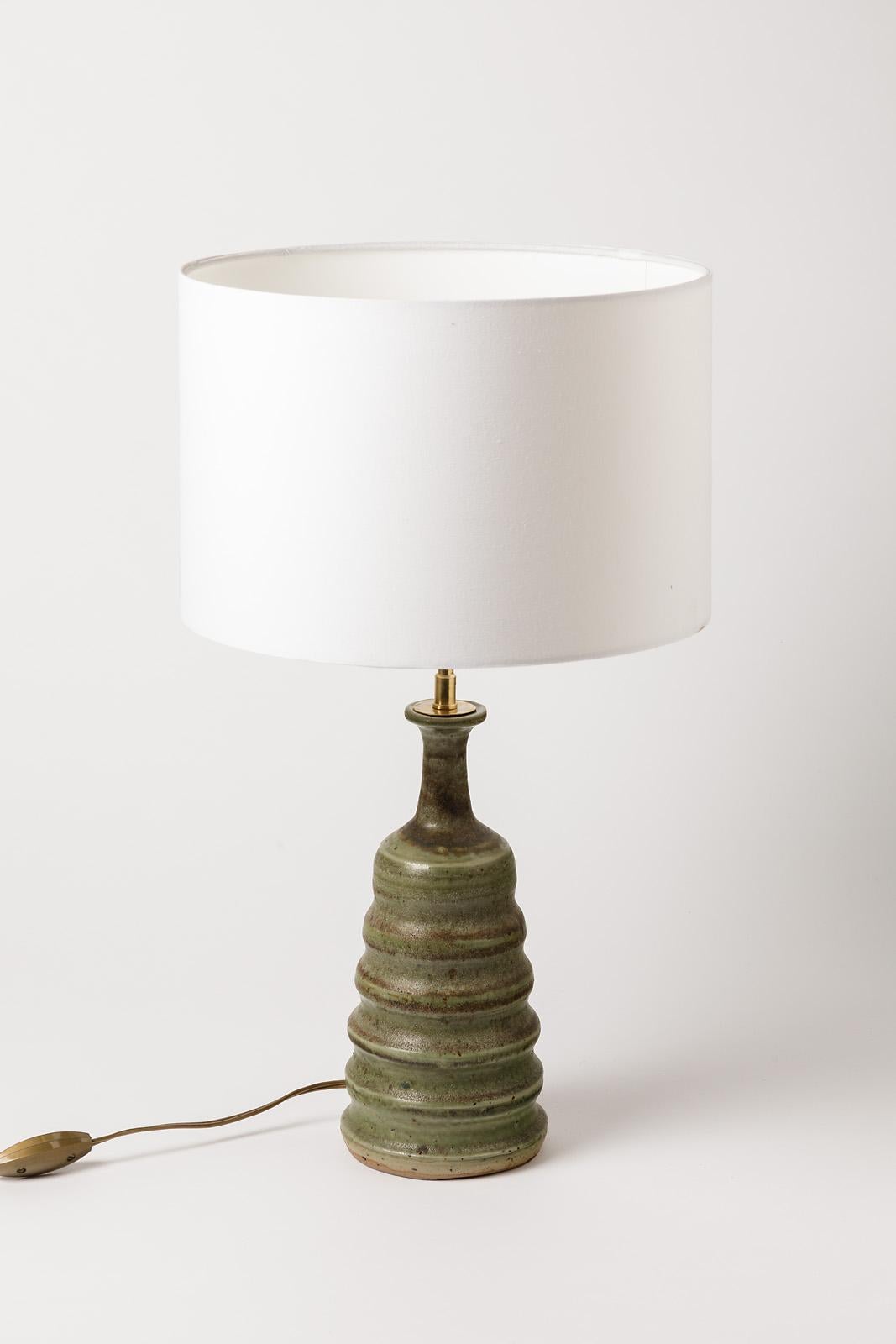 French Decorative Midcentury Green Ceramic Table Lamp circa 1970 by Fontcombault For Sale